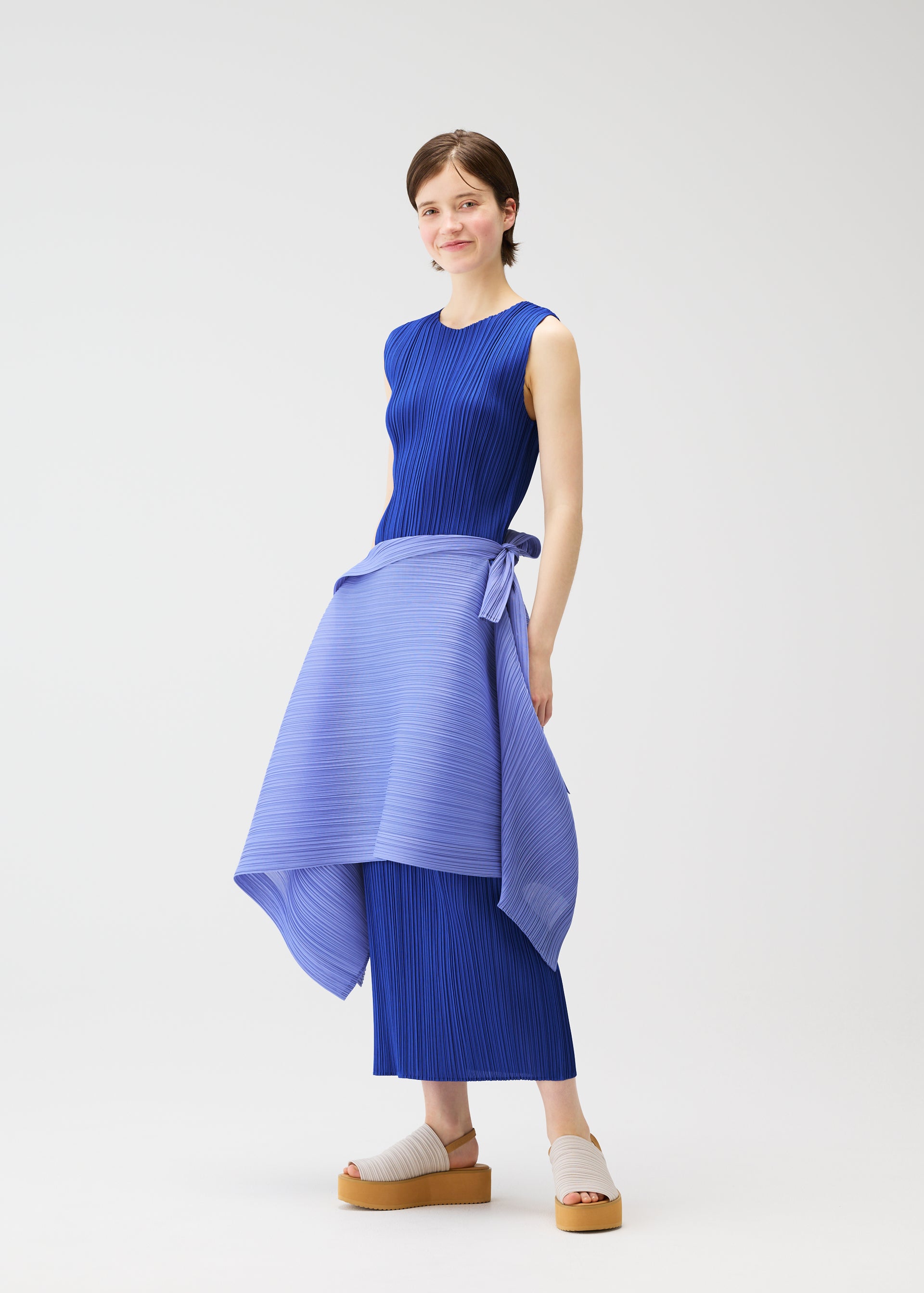 LUCID PLEATS – isseymiyake.com