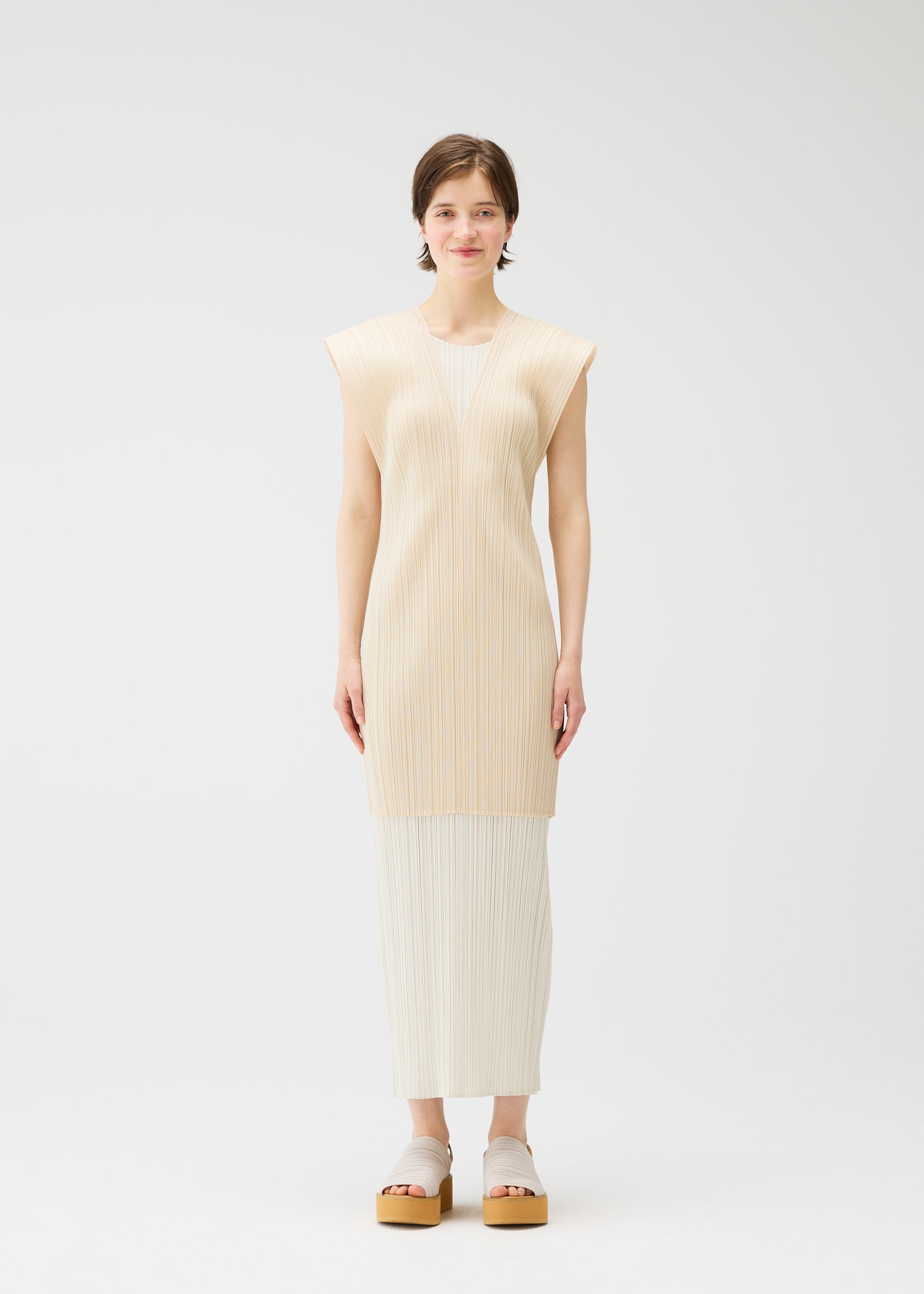 LUCID PLEATS – isseymiyake.com