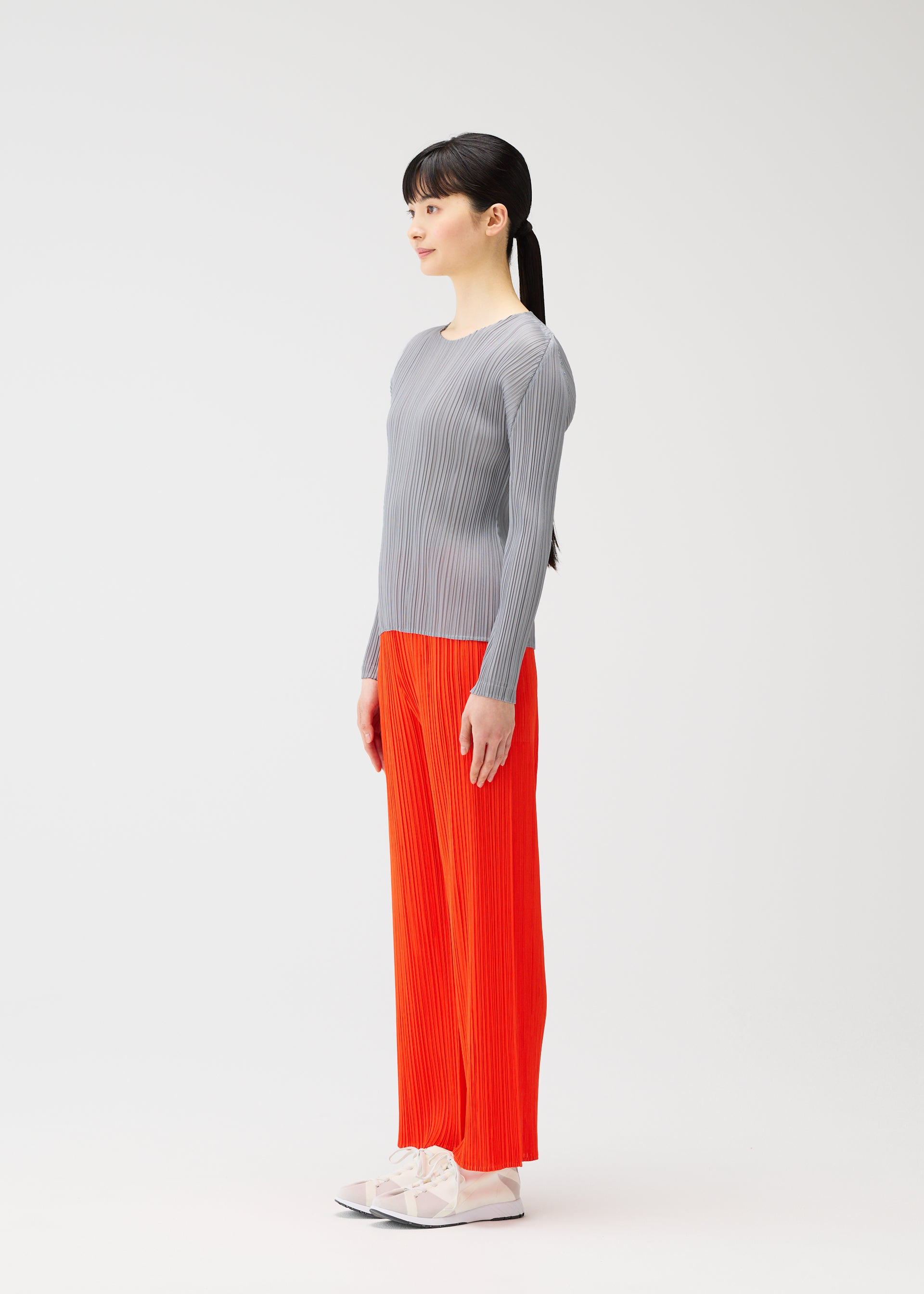 MONTHLY COLORS : FEBRUARY – isseymiyake.com