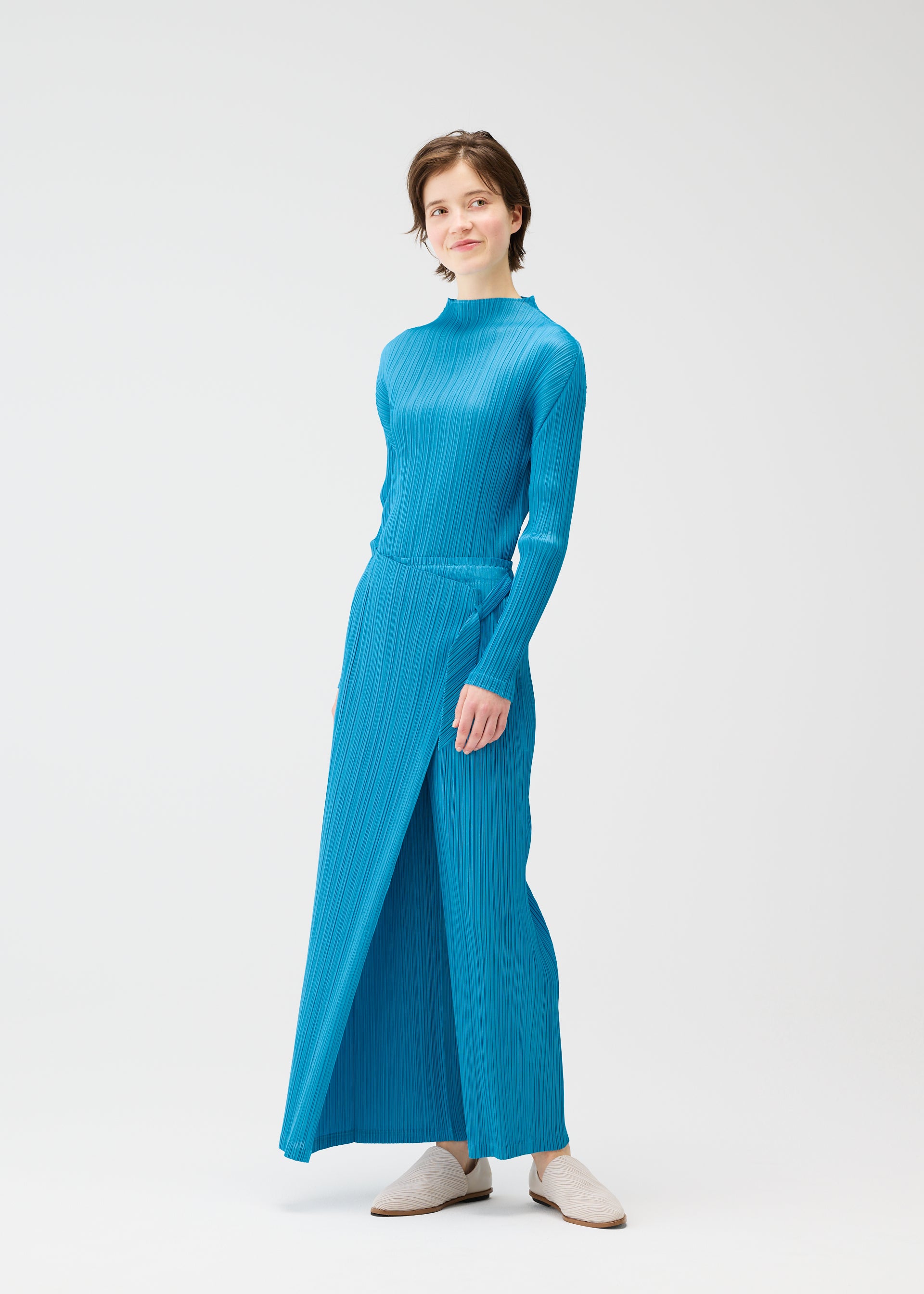 FACADE – isseymiyake.com