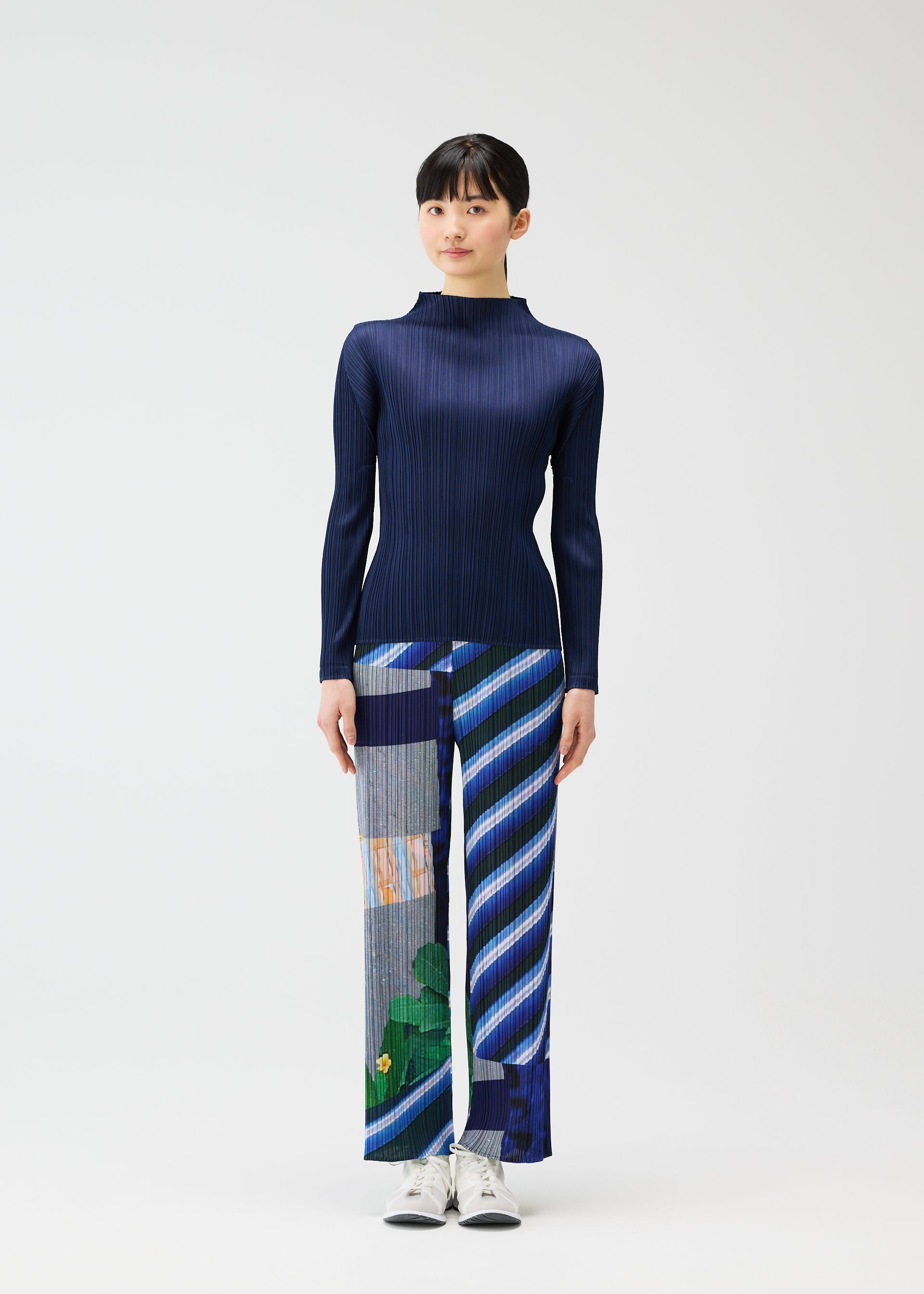 PLEATS PLEASE ISSEY MIYAKE – isseymiyake.com