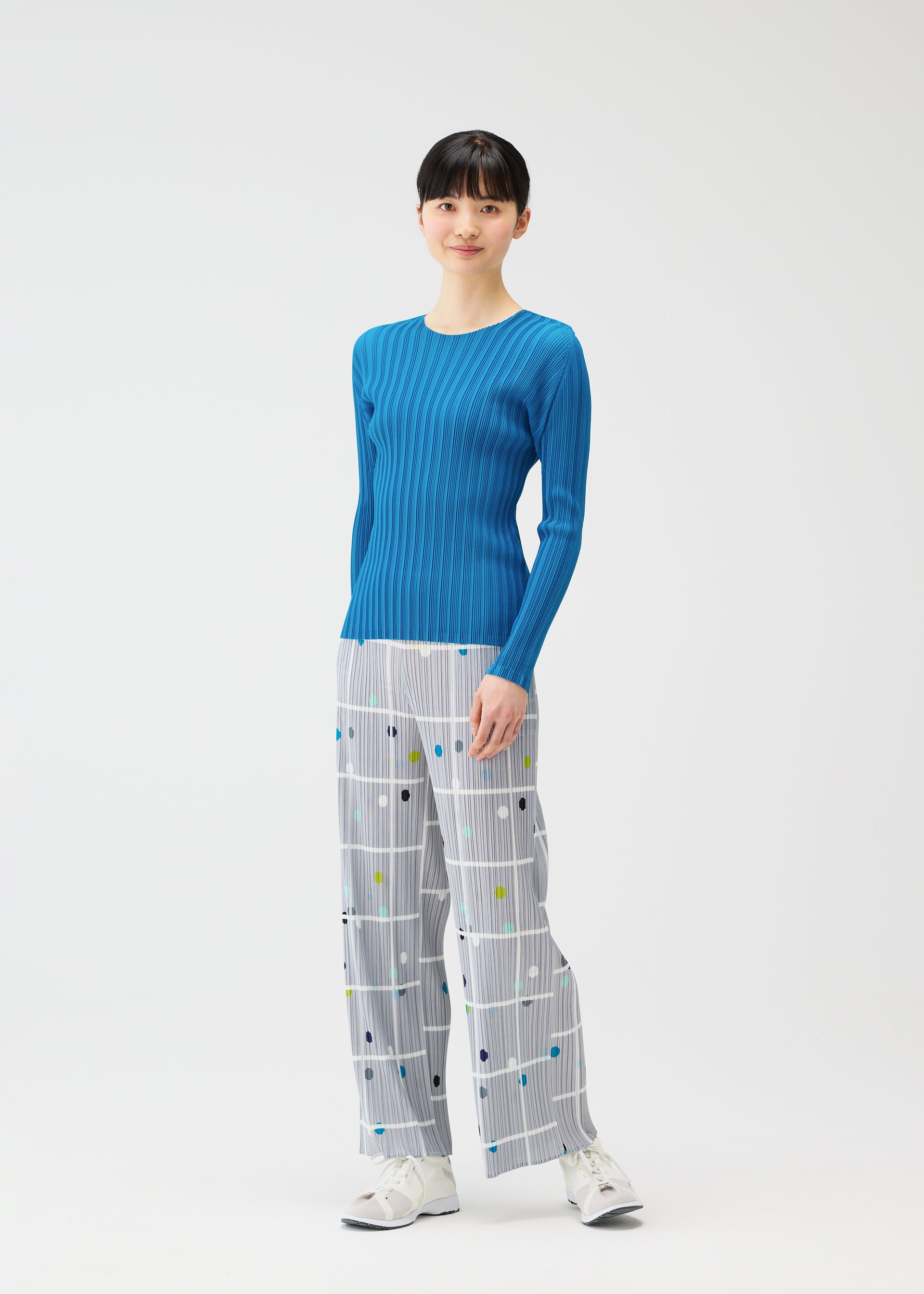 CROSSING DOTS – isseymiyake.com