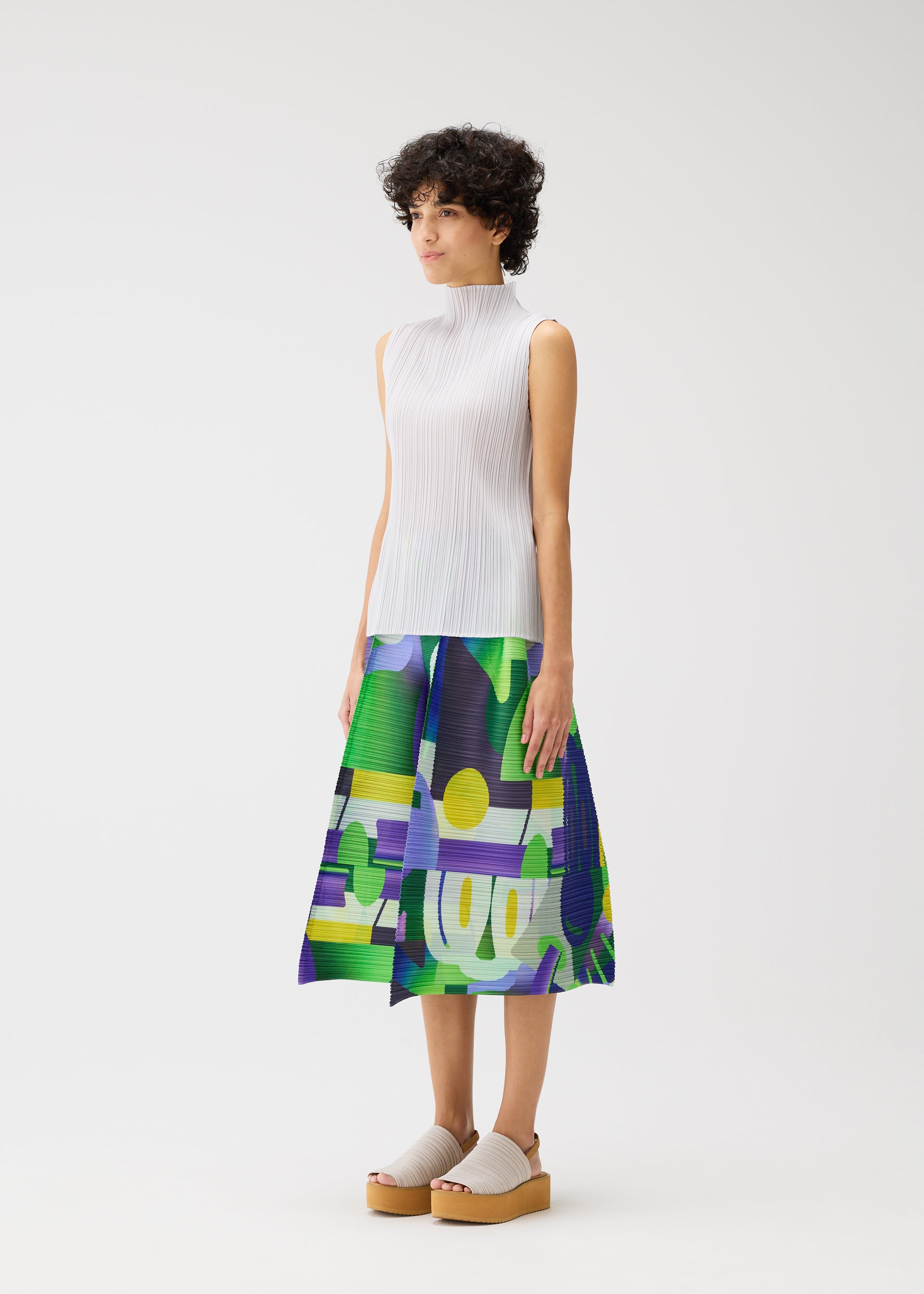PLAYGROUND – isseymiyake.com