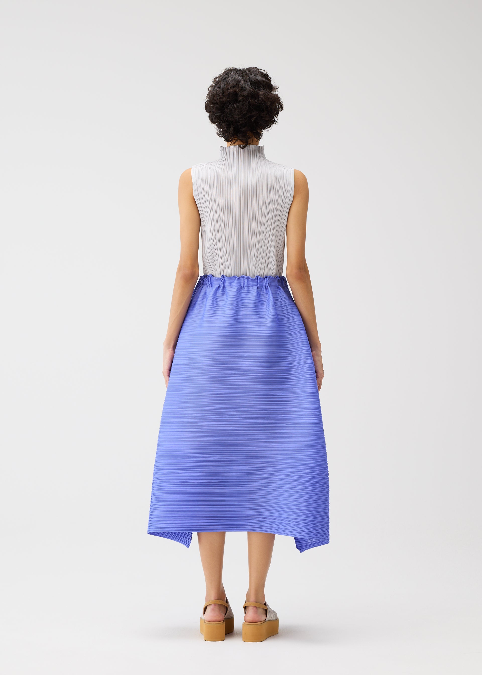 BOUNCY BASKET – isseymiyake.com