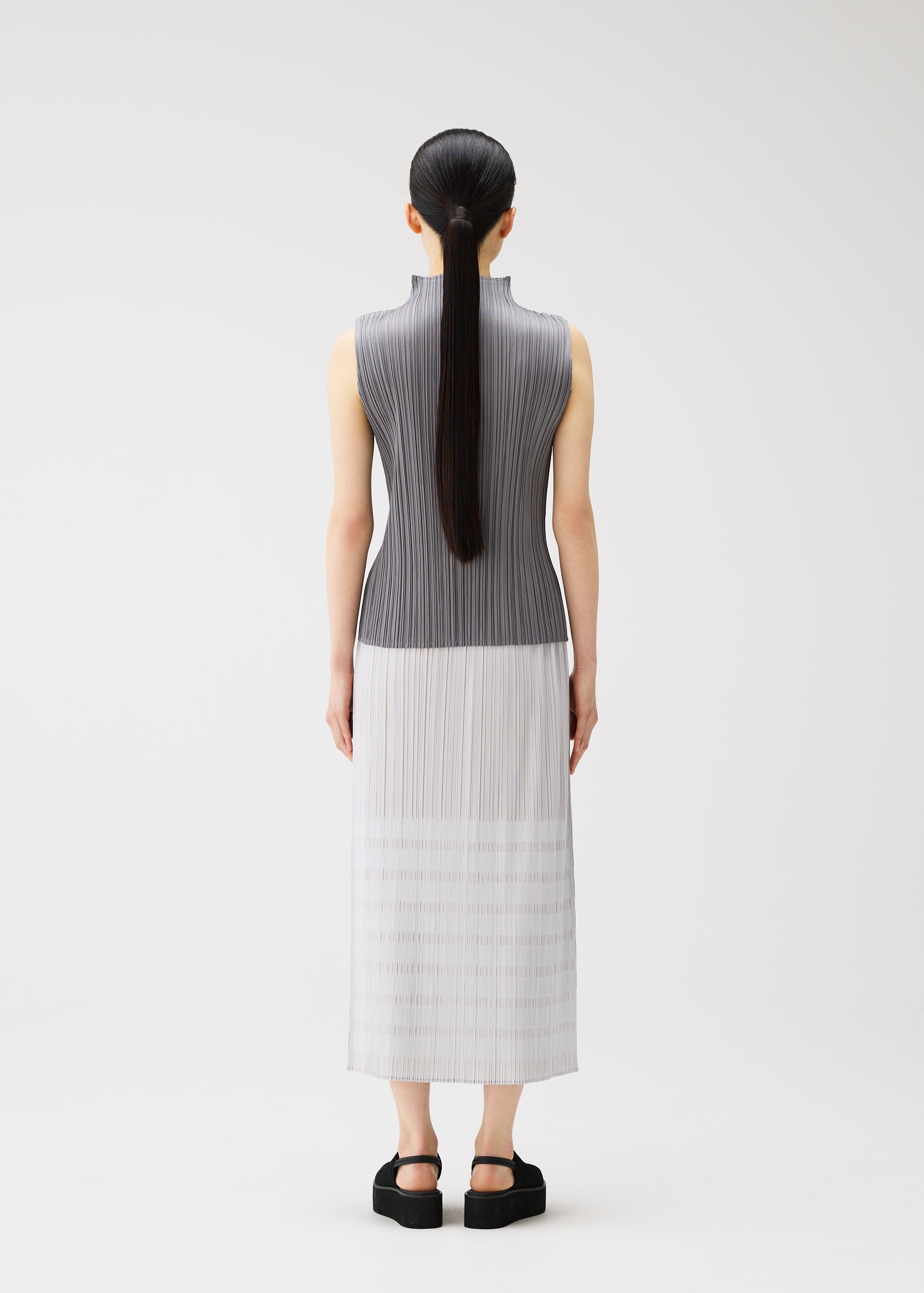 BUMPY BASKET – isseymiyake.com