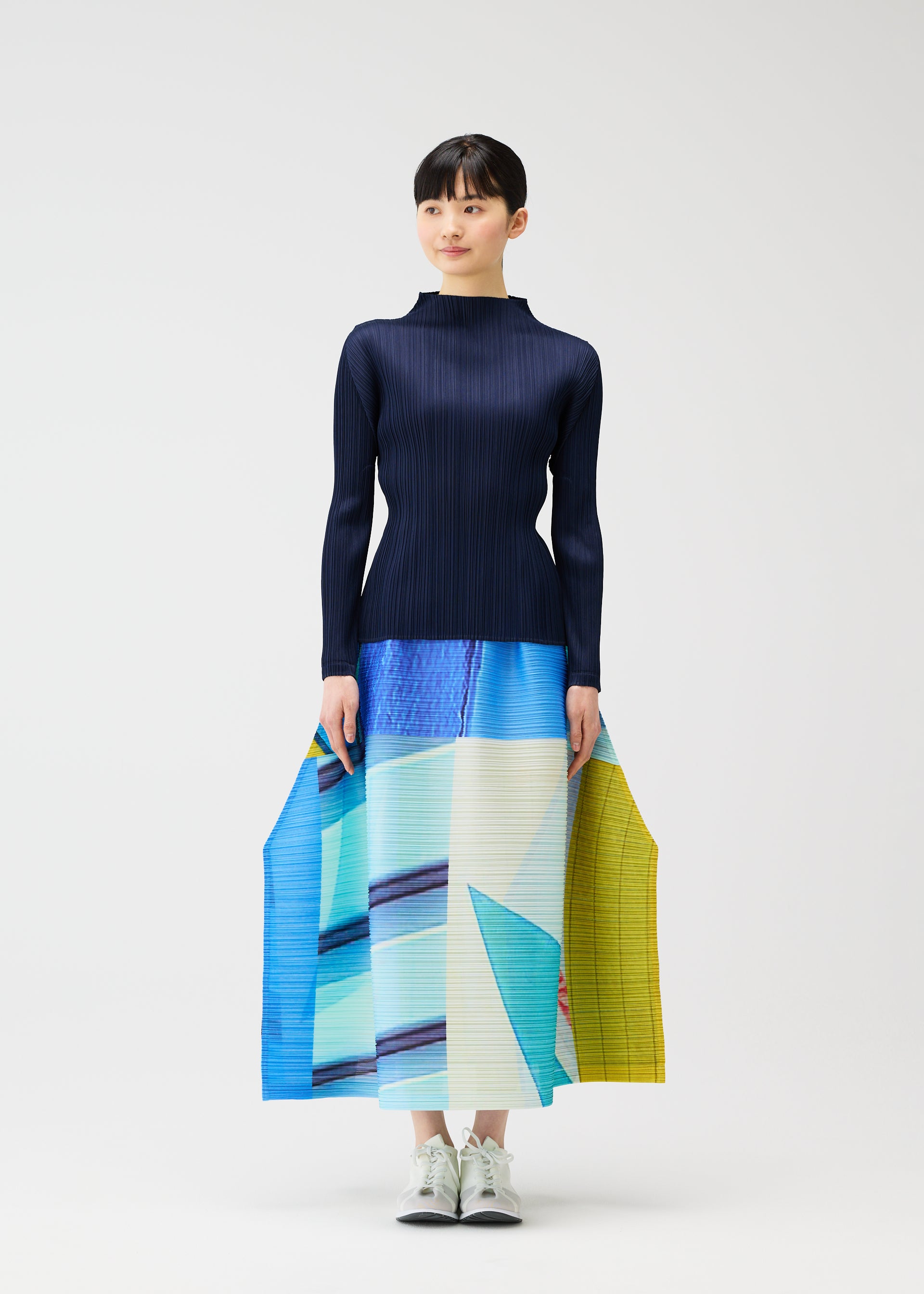 CITY COLLAGE – isseymiyake.com