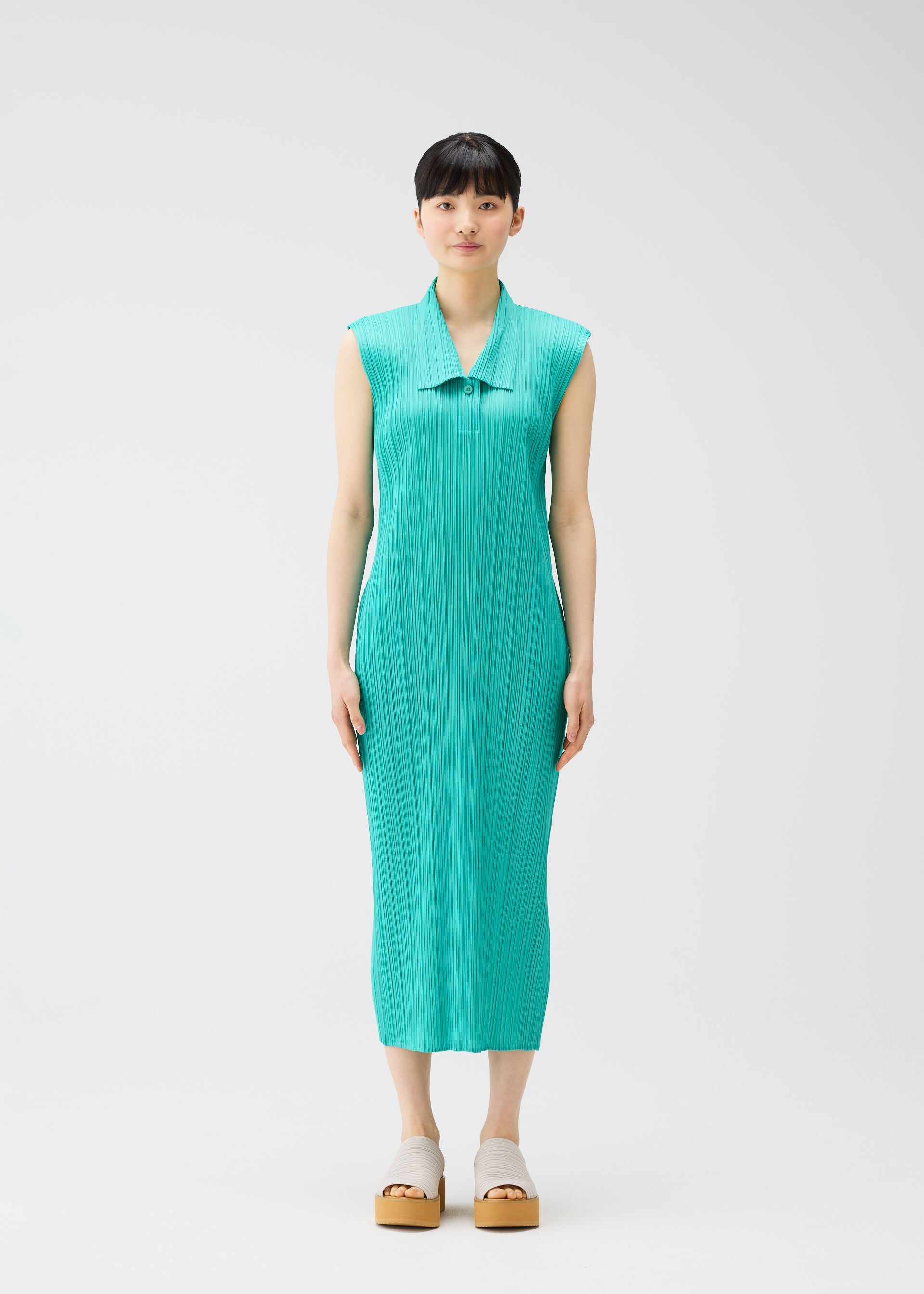 極美品✨PLEATS PLEASE 花柄　水色　花柄　ノースリーブ　メッシュ アイテムのご紹介「FROZEN FLOWER」 – isseymiyake.com