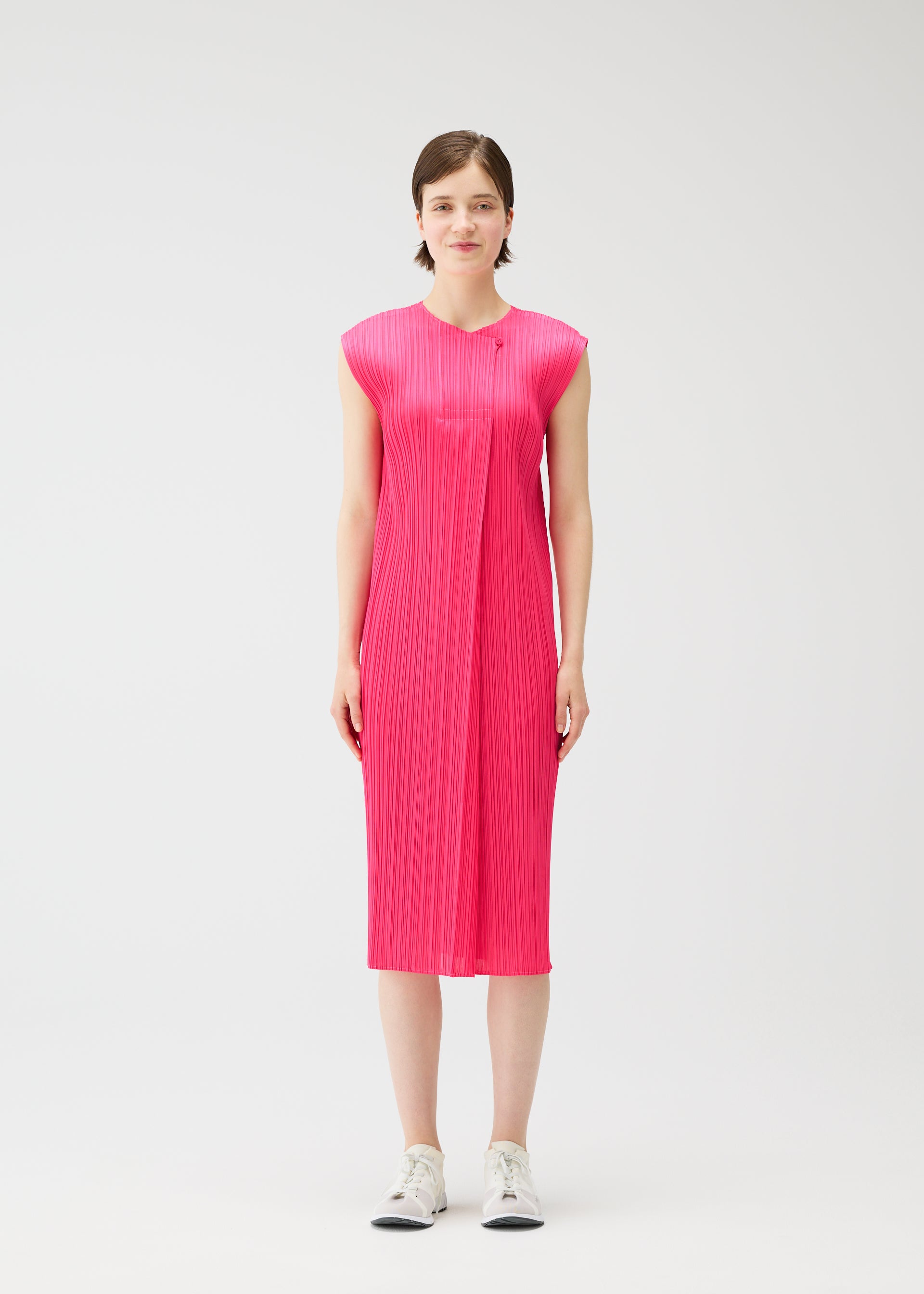 PLEATS PLEASE ISSEY MIYAKE – isseymiyake.com