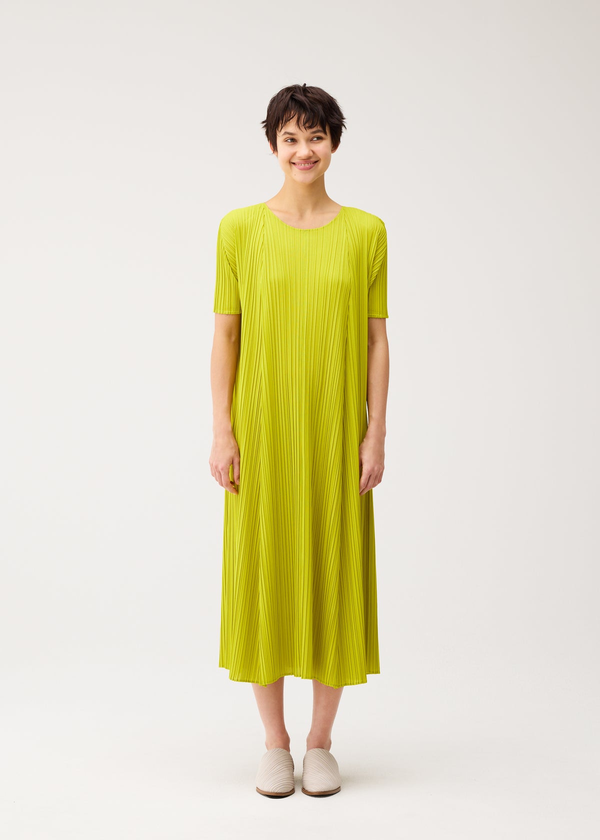 MELLOW PLEATS、ウィメンズ_ワンピース、着用画像1