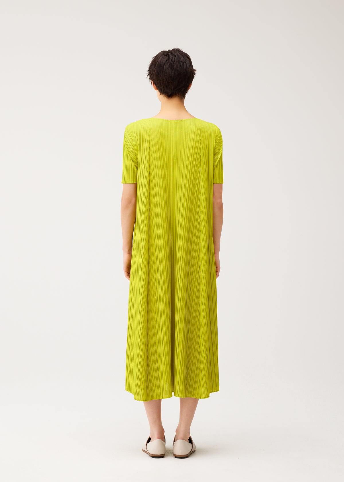 MELLOW PLEATS、ウィメンズ_ワンピース、着用画像3