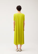 MELLOW PLEATS、ウィメンズ_ワンピース、着用画像3