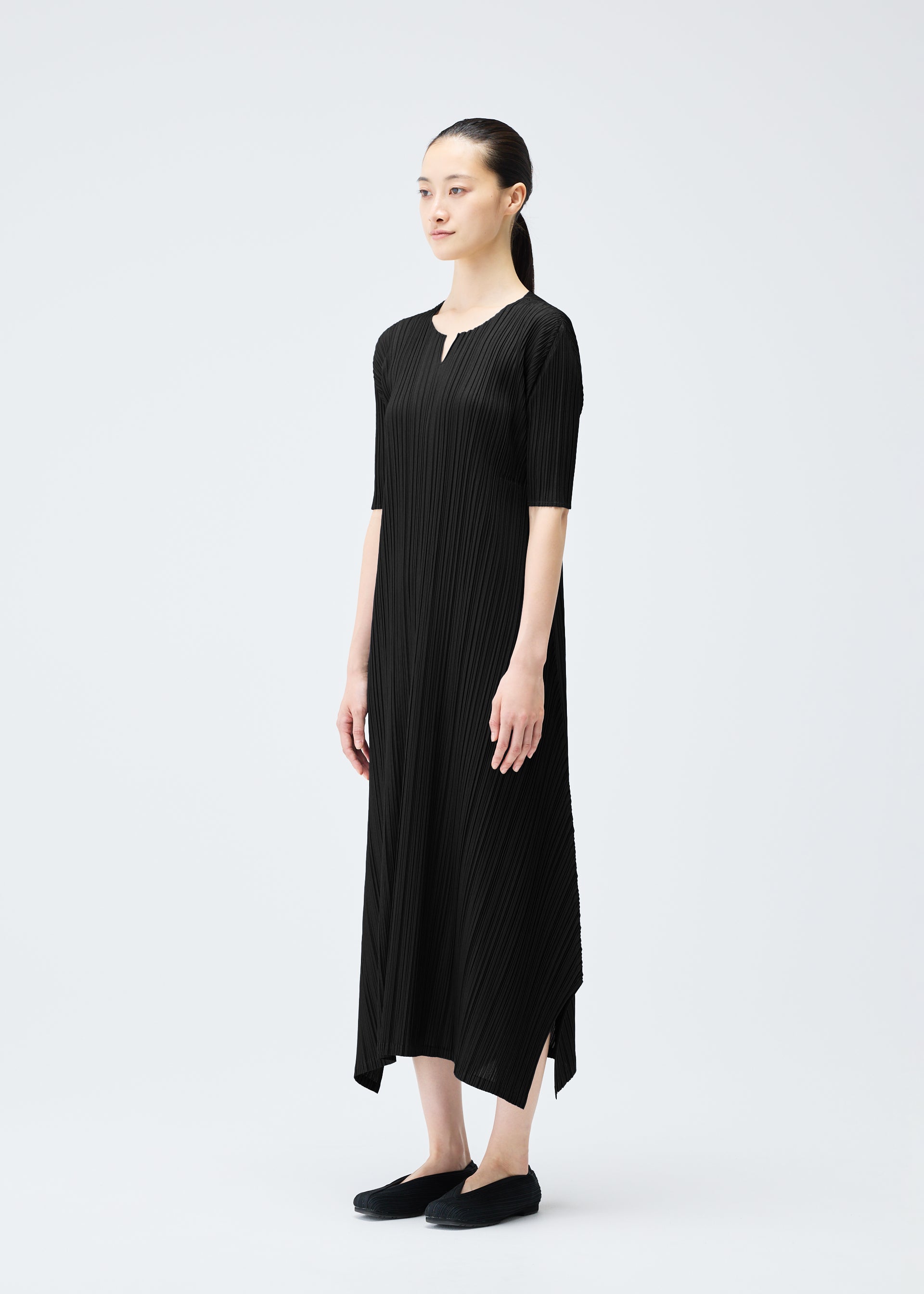 MELLOW PLEATS、ウィメンズ_ワンピース、着用画像2