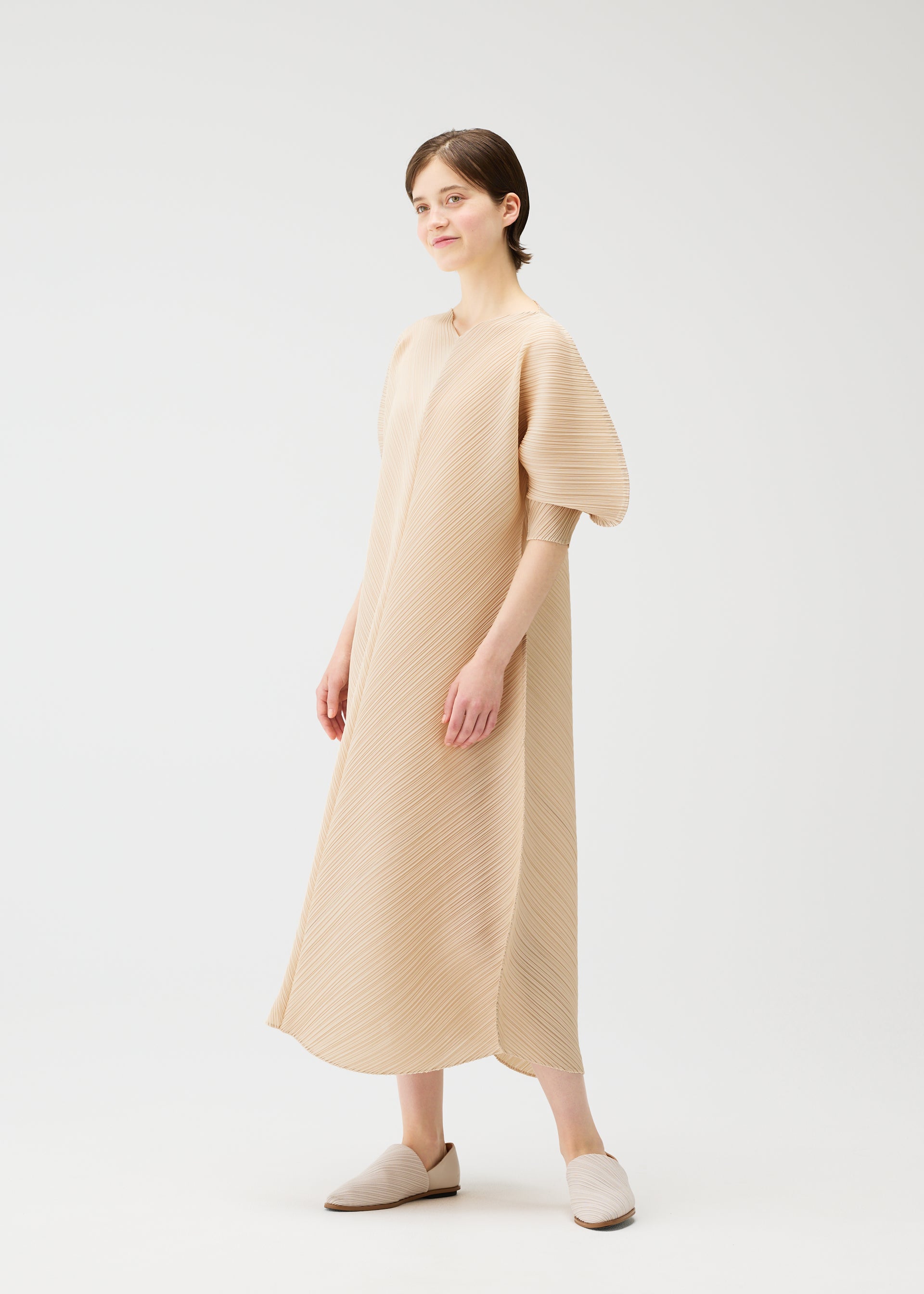 COAST – isseymiyake.com