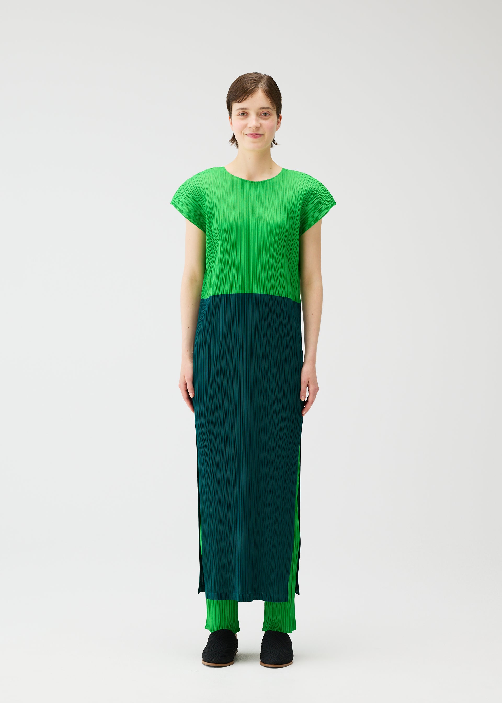 SWING – isseymiyake.com