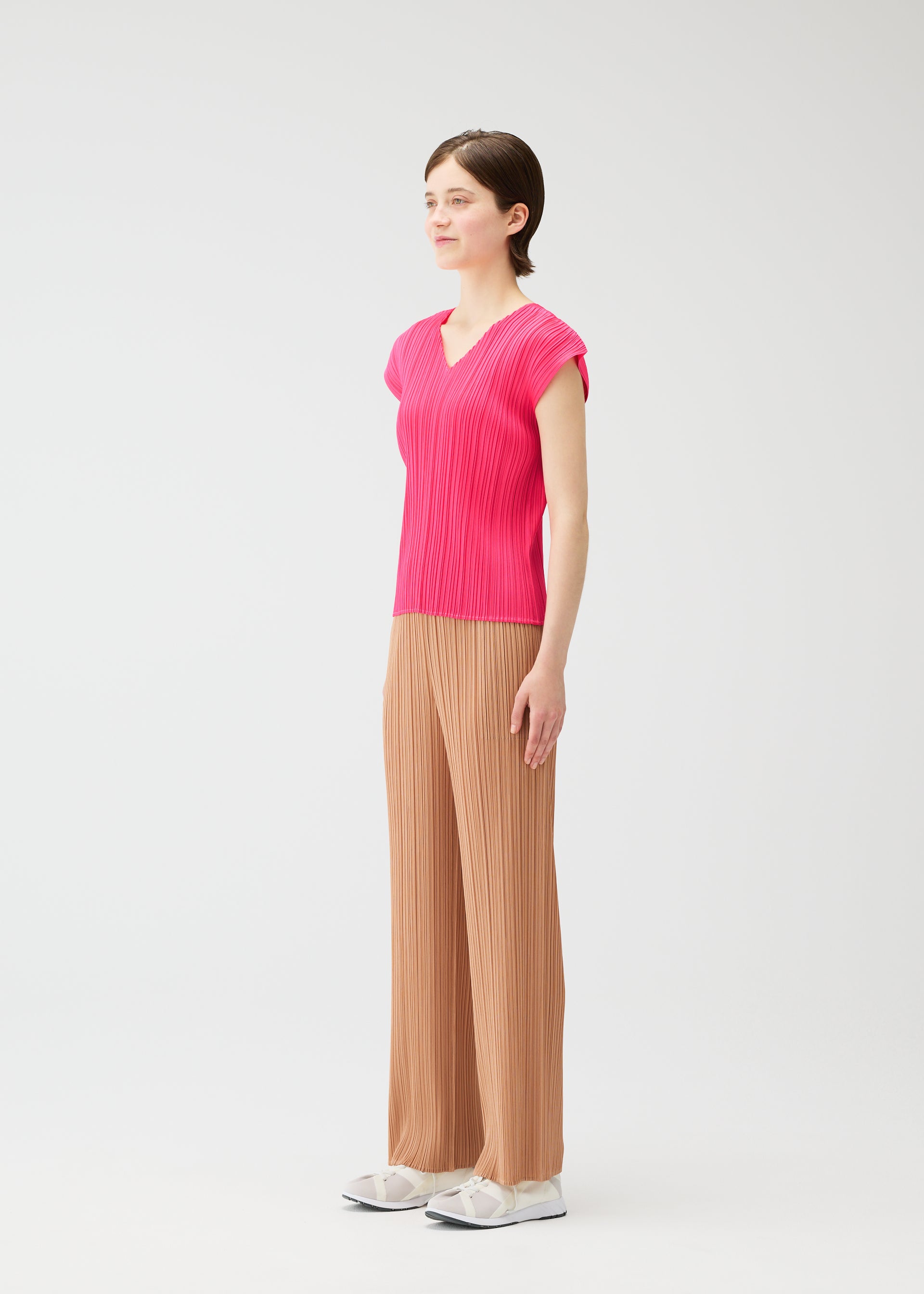 MONTHLY COLORS : JUNE – isseymiyake.com