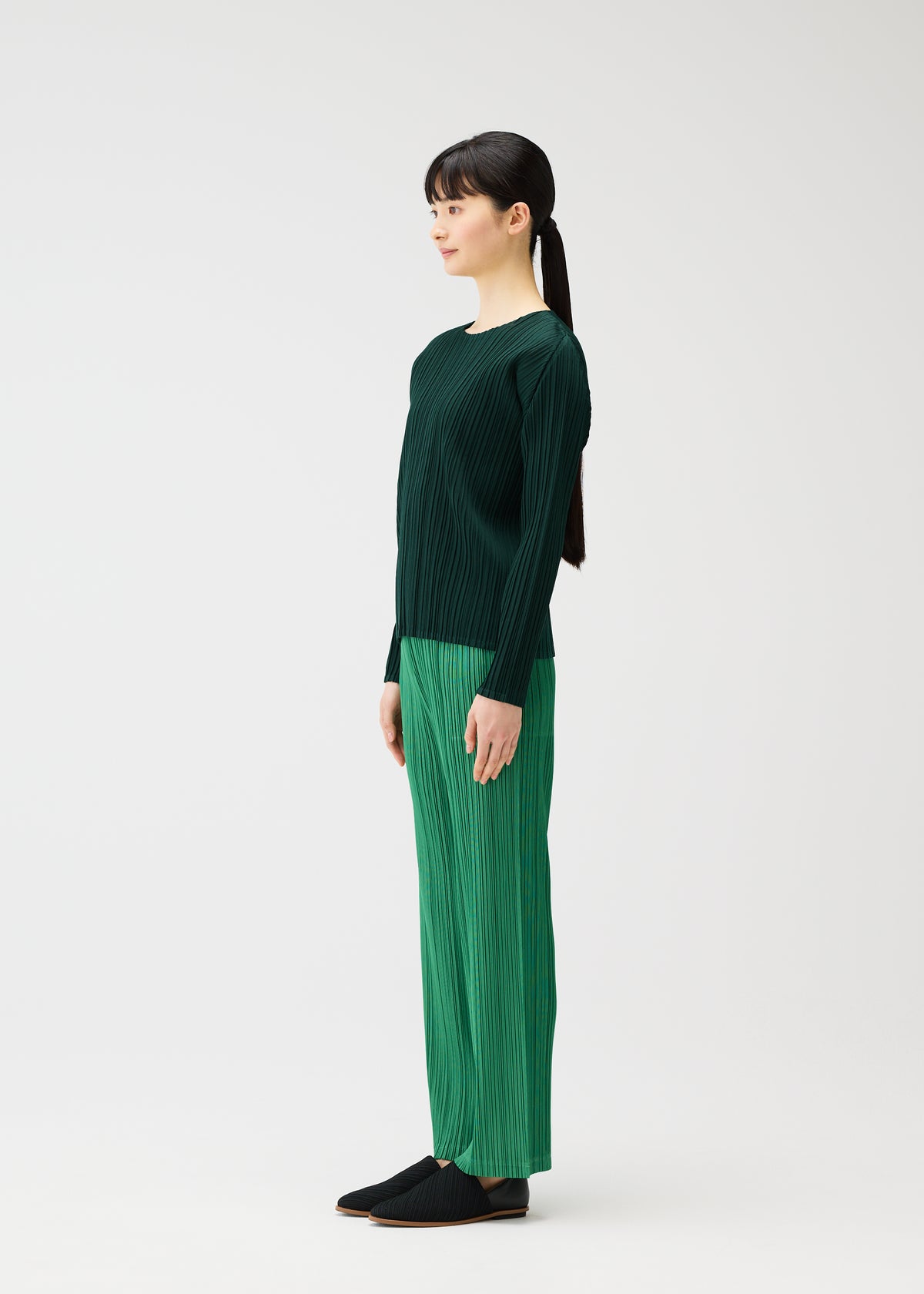 RAMIE PLEATS、ウィメンズ_トップス_トップ、着用画像2