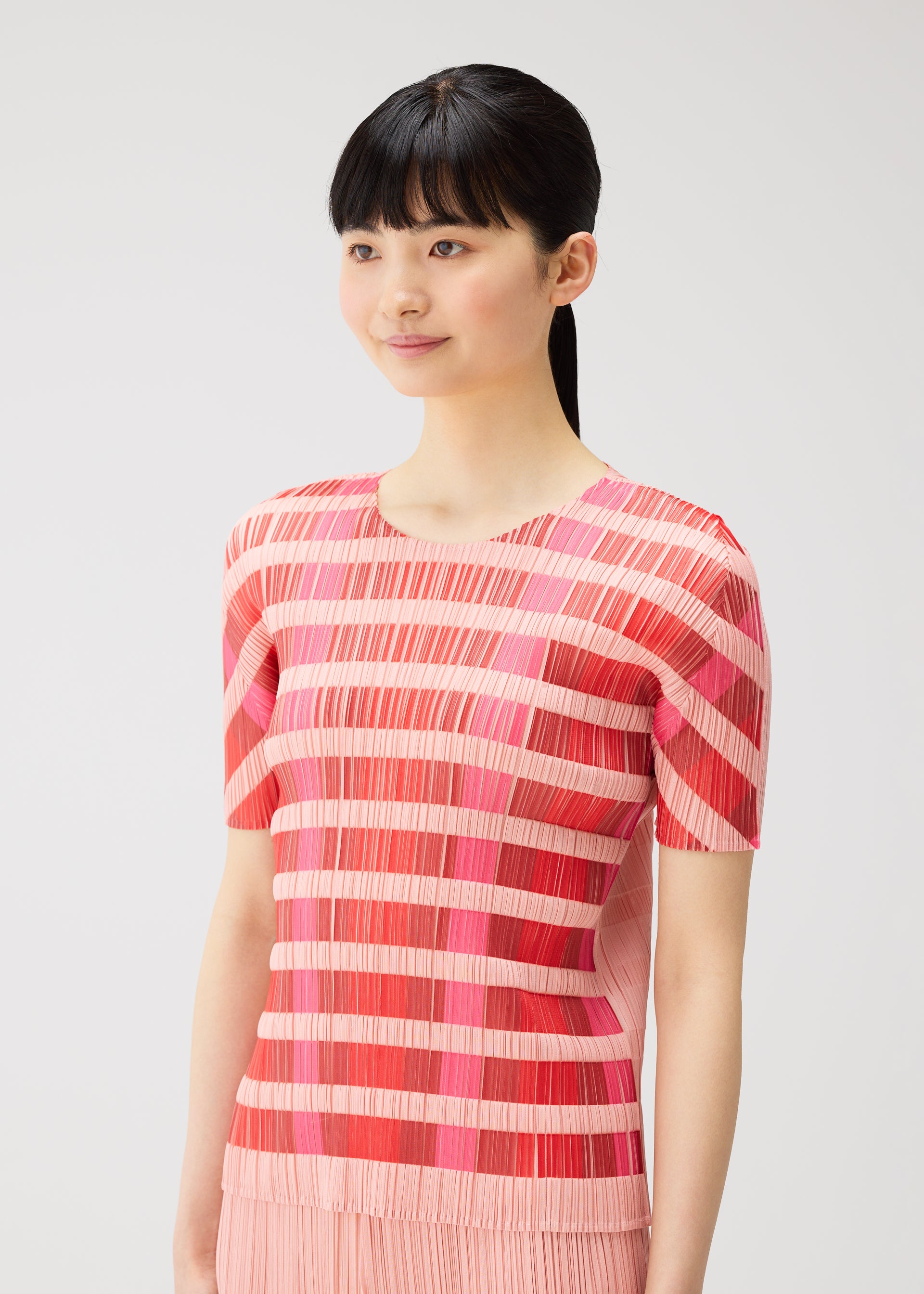 BUMPY BASKET – isseymiyake.com