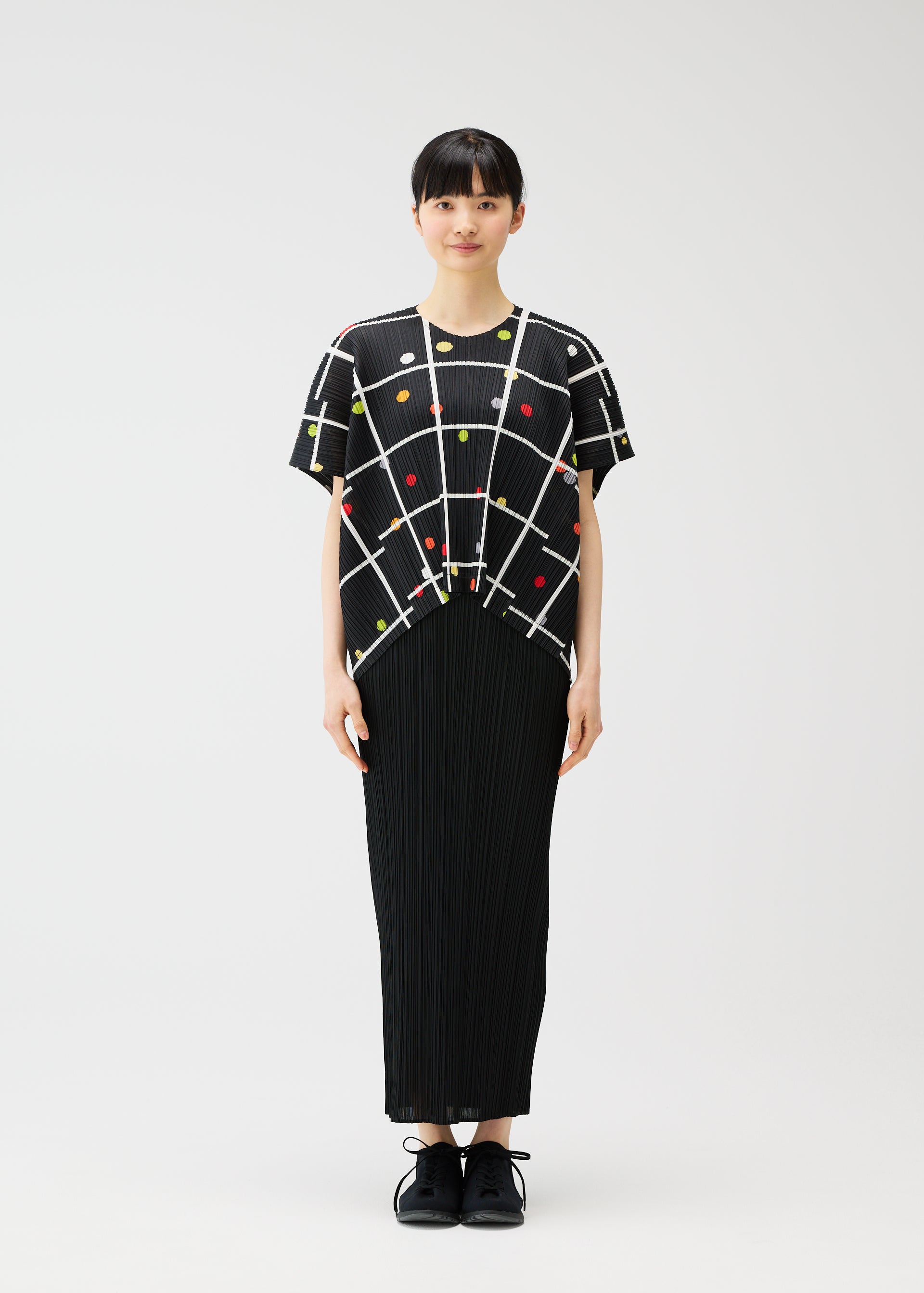 PLEATS PLEASE ISSEY MIYAKE – isseymiyake.com