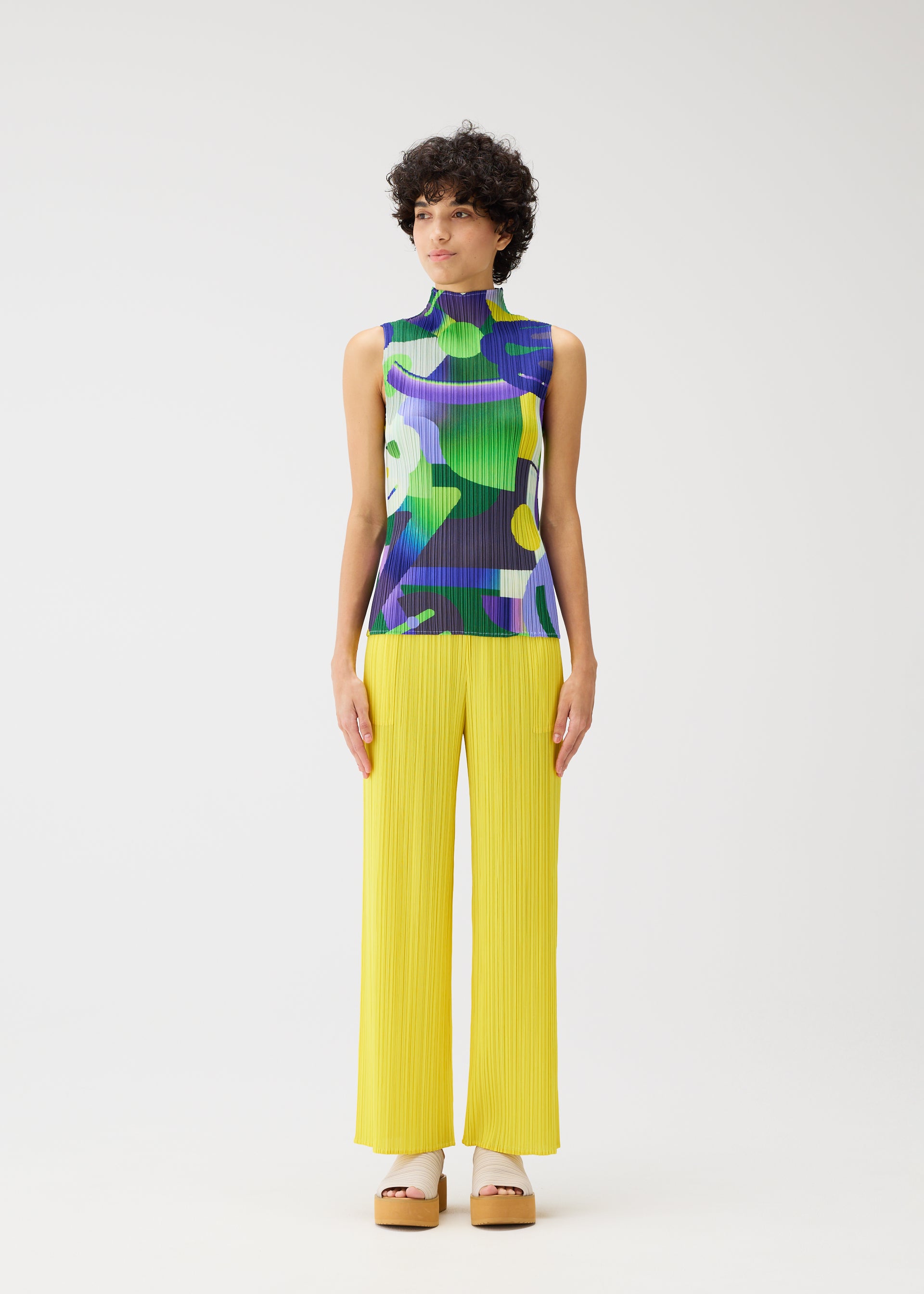 PLEATS PLEASE ISSEY MIYAKE – Page 2 – isseymiyake.com