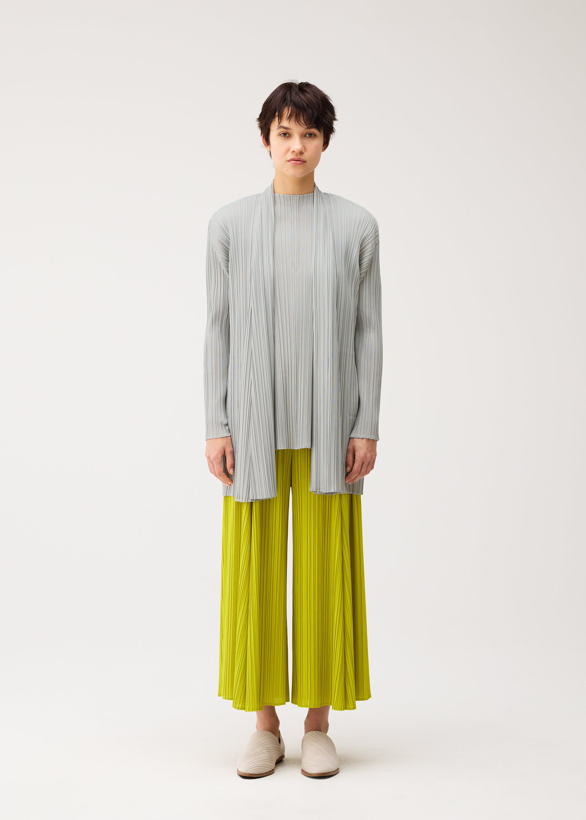 MELLOW PLEATS、ウィメンズ_トップス_カーディガン、着用画像1