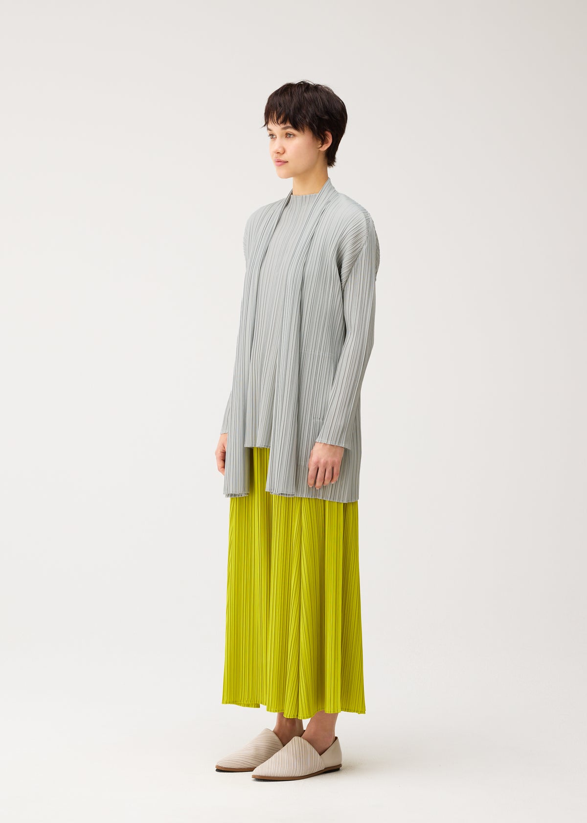 MELLOW PLEATS、ウィメンズ_トップス_カーディガン、着用画像2