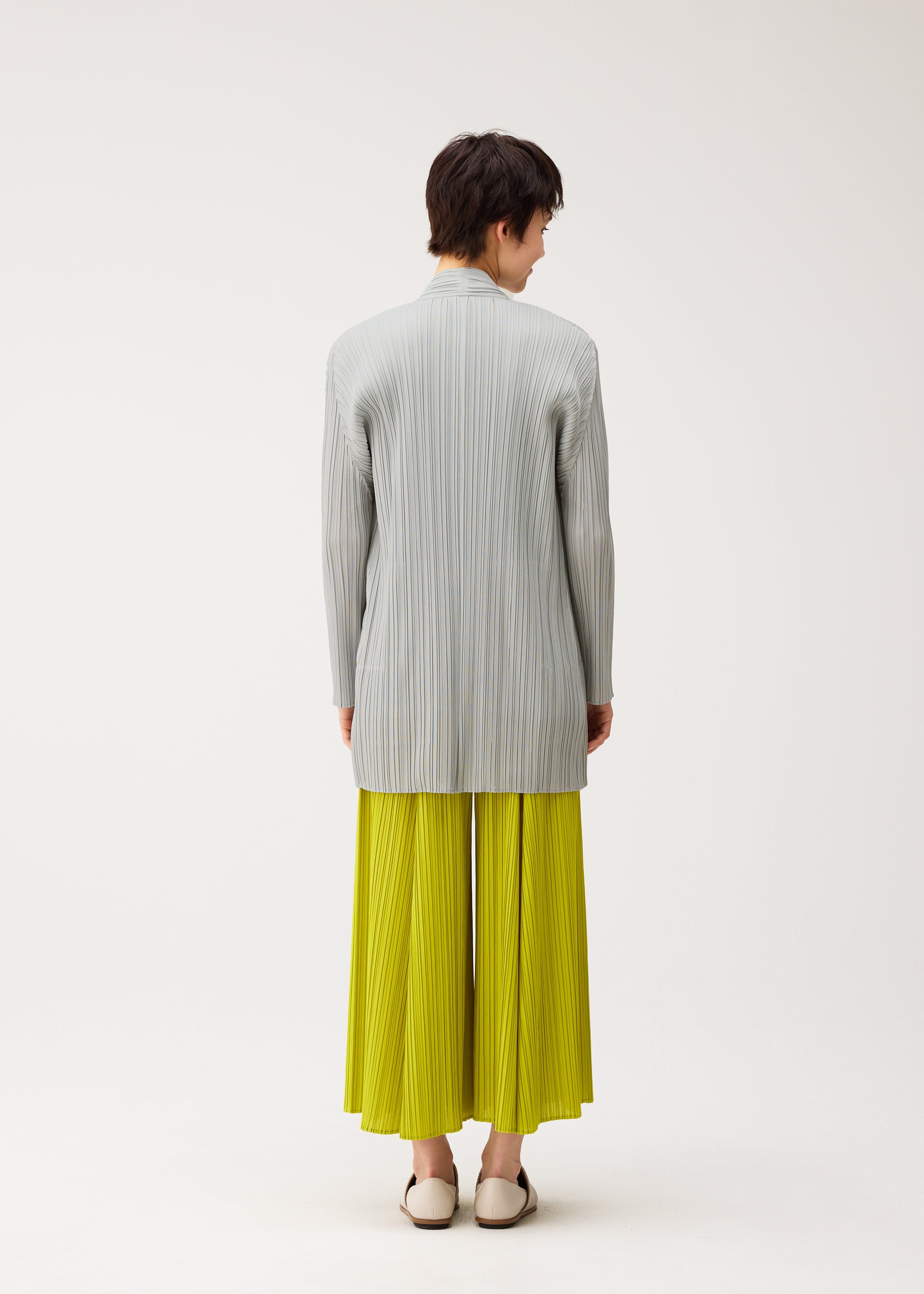 MELLOW PLEATS、ウィメンズ_トップス_カーディガン、着用画像3