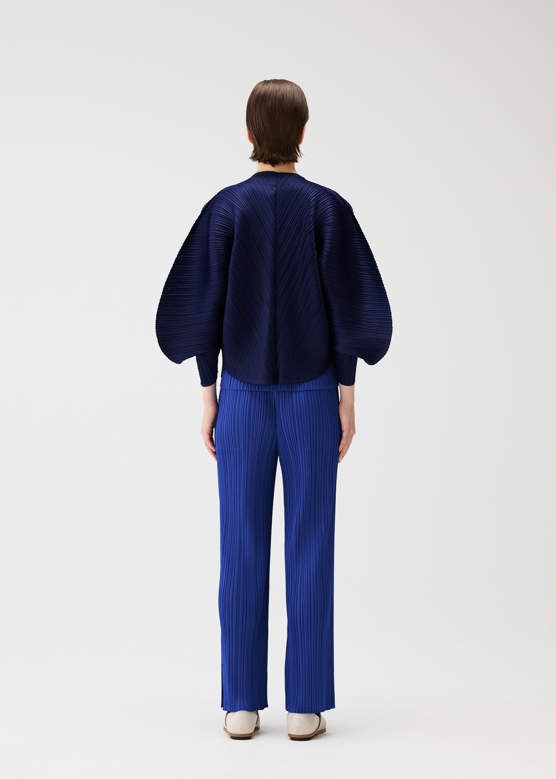 COAST – isseymiyake.com