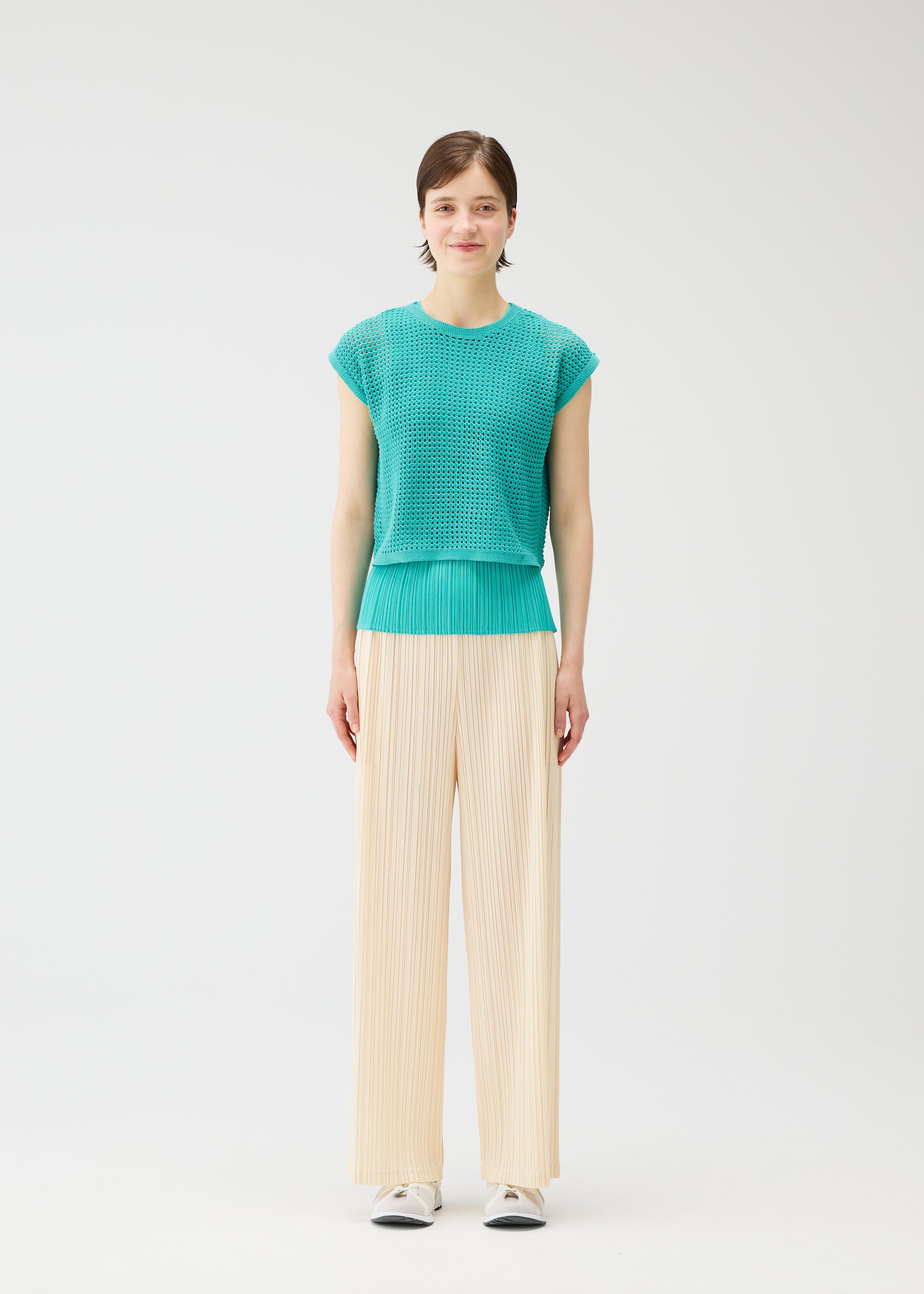 カイリージェンナー着用！ISSEY MIYAKE トップス カイリージェンナー着用！ISSEY MIYAKE トップス BASICS – ISSEY