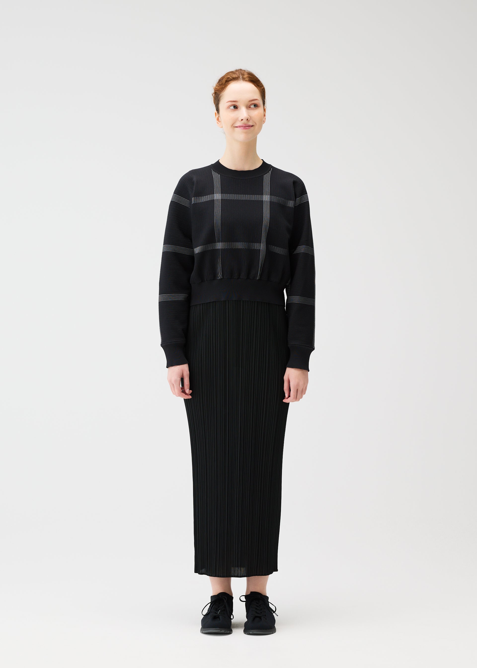 CROSSING KNIT – isseymiyake.com