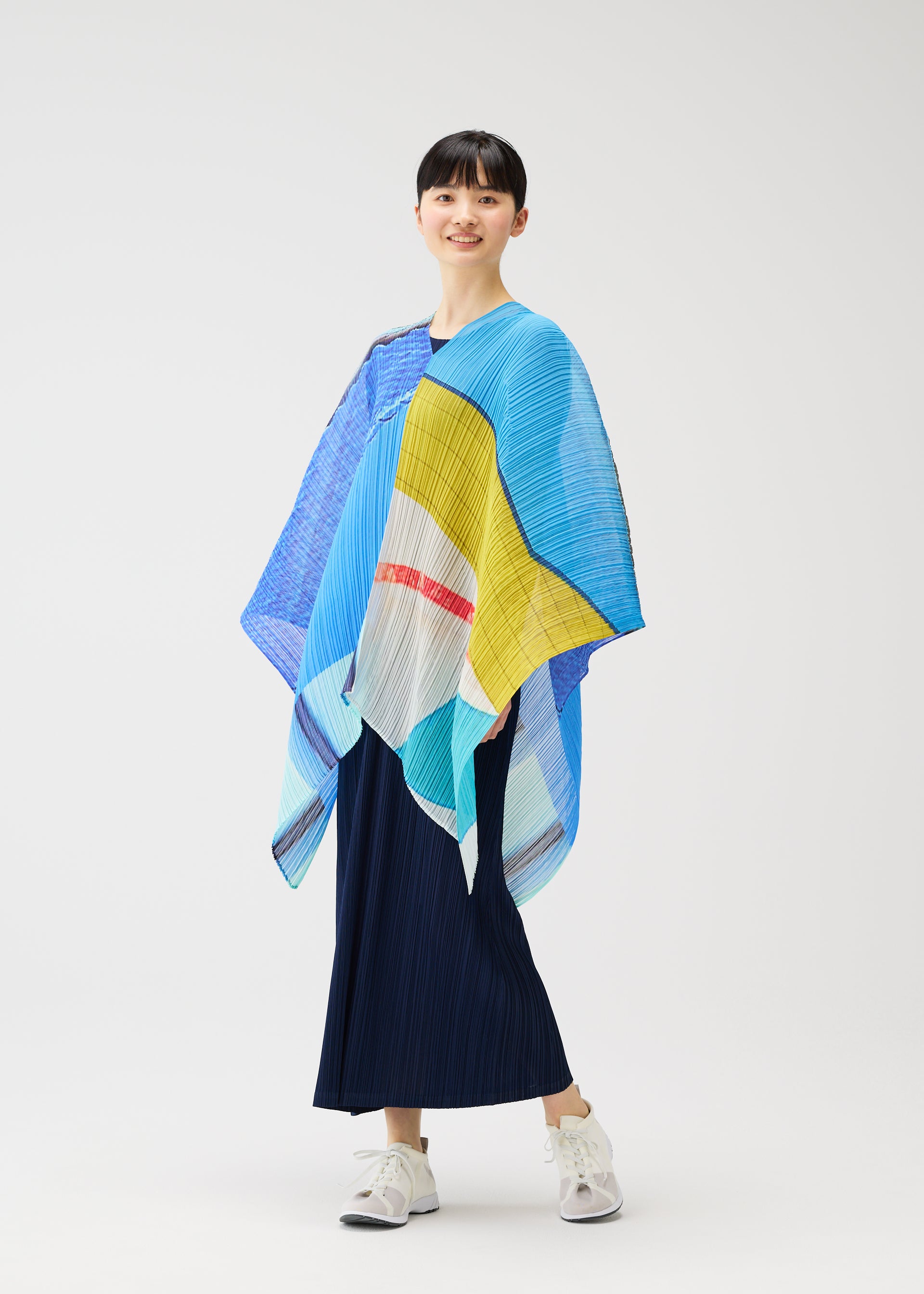 CITY COLLAGE MADAME-T – isseymiyake.com