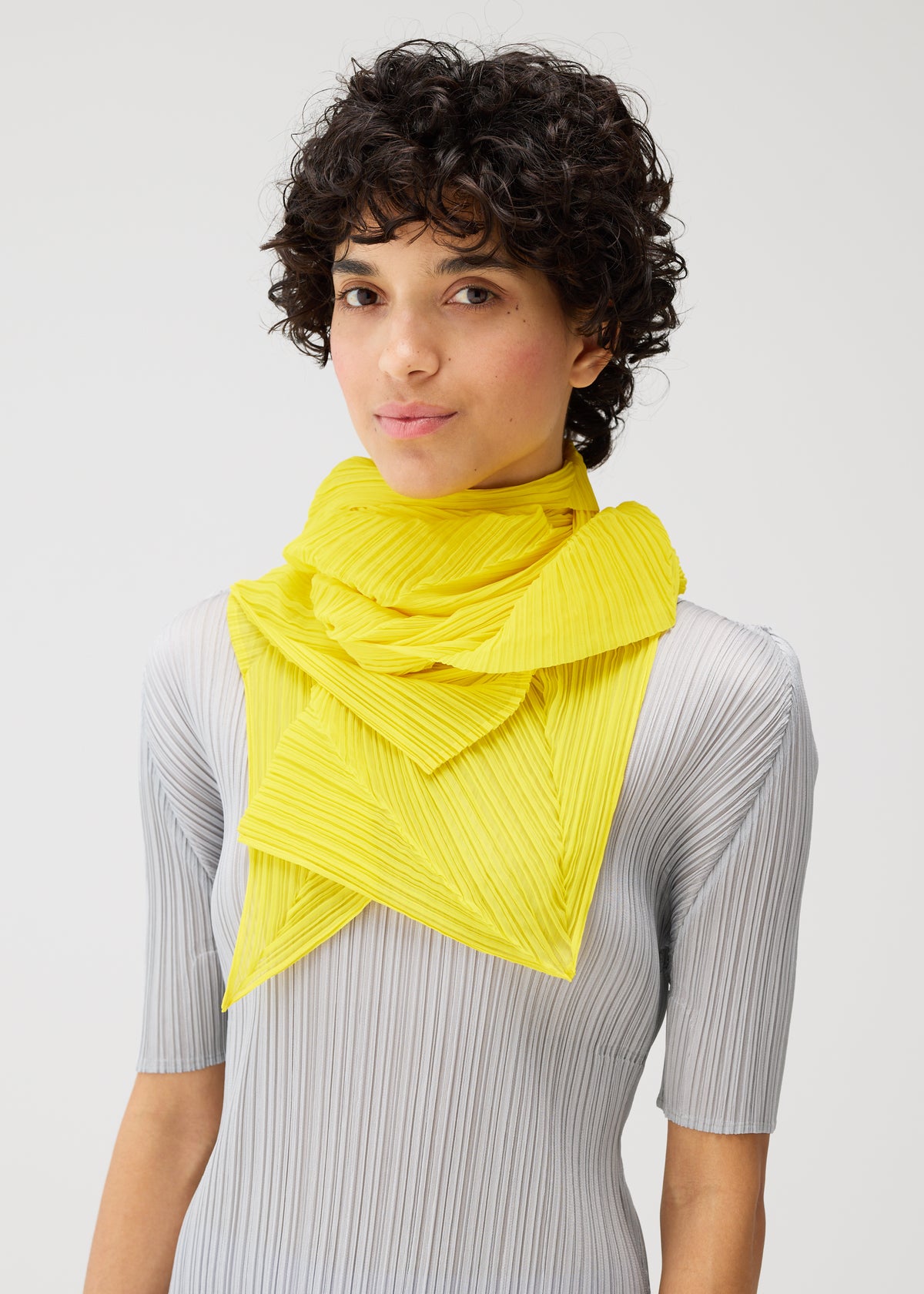ZIGZAG SCARF、アクセサリー&その他_ストール、着用画像1
