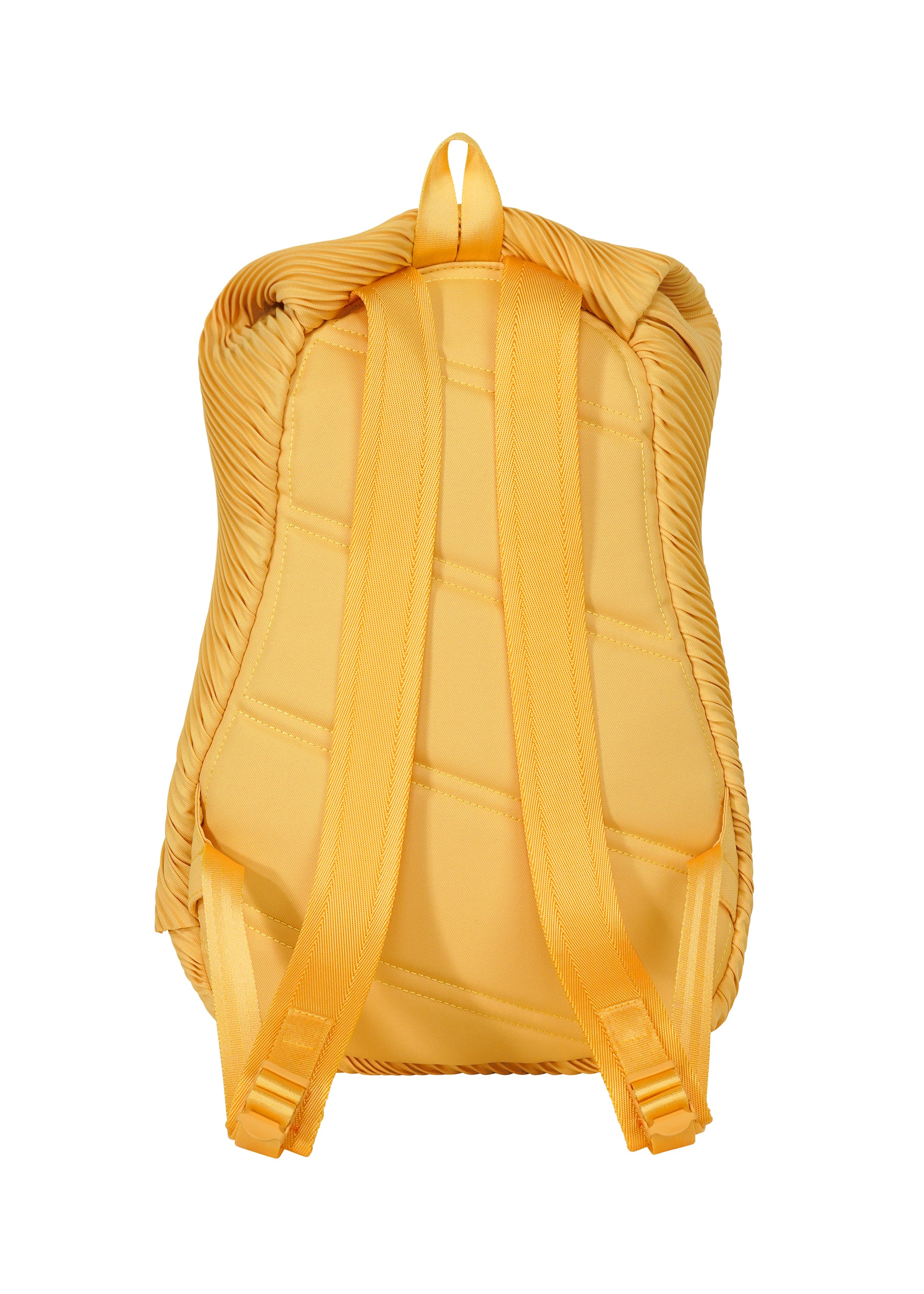 BIAS PLEATS BACKPACK – isseymiyake.com