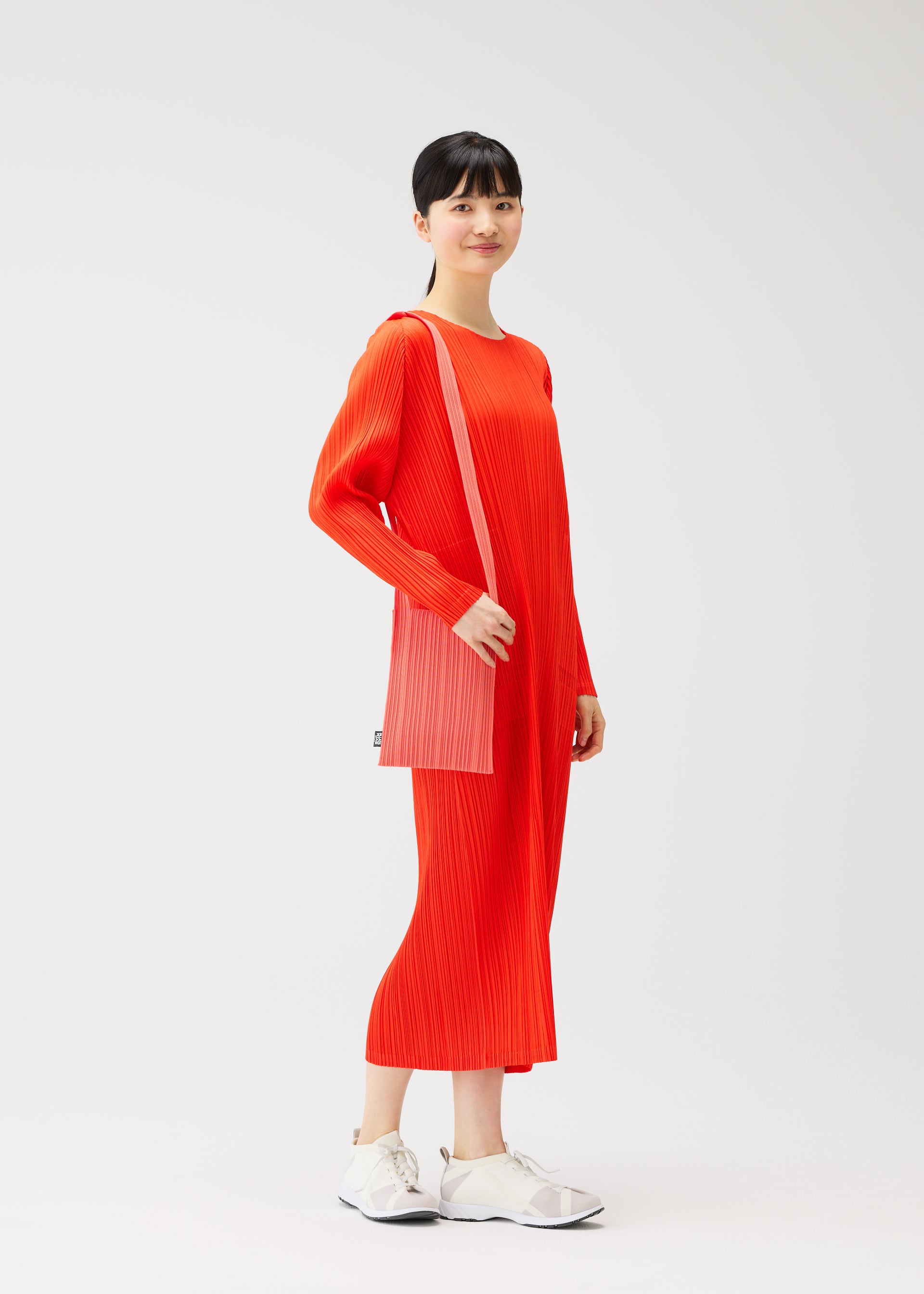 CREPE KNIT BAG – isseymiyake.com
