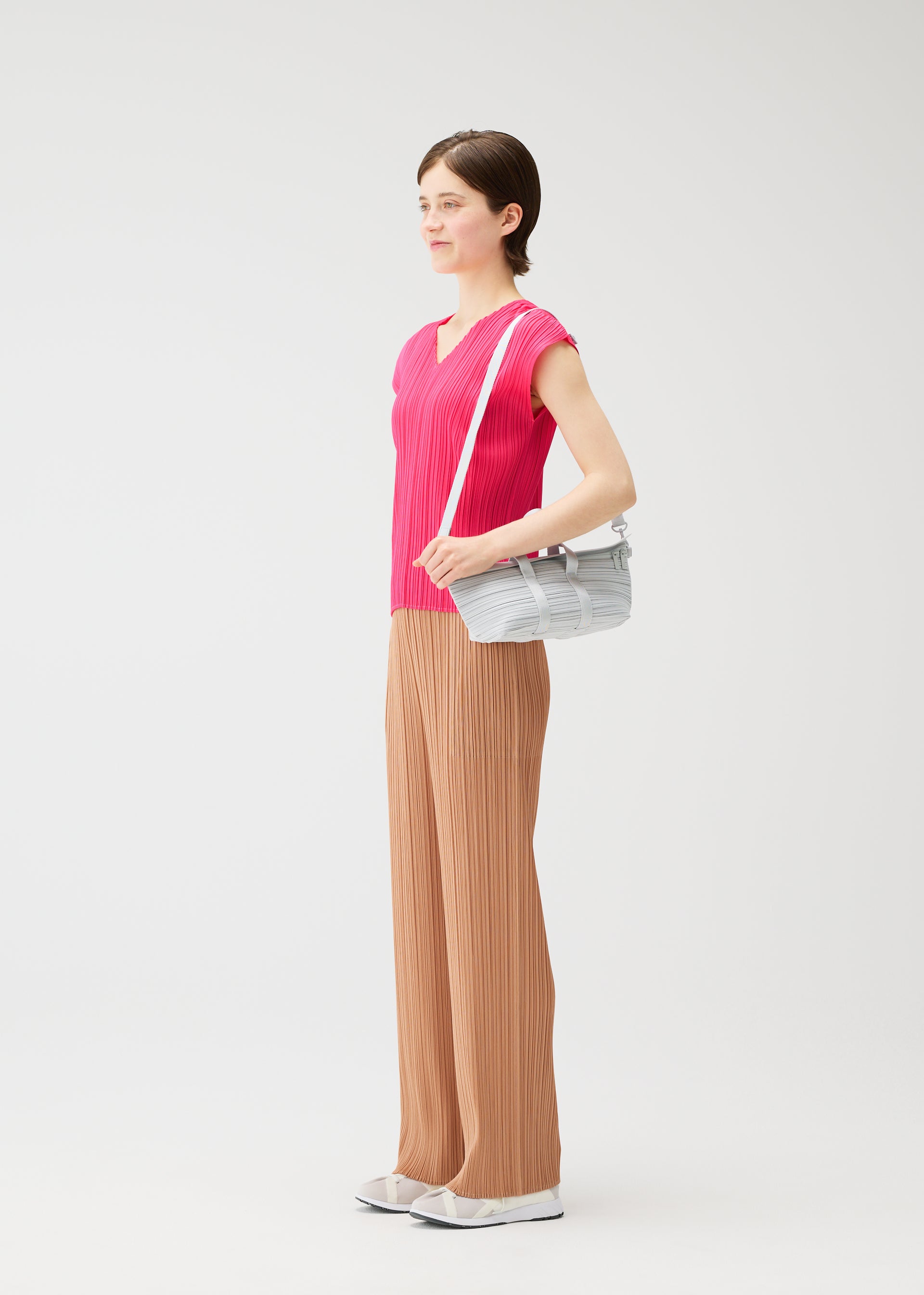 PLEATS BOSTON BAG – isseymiyake.com