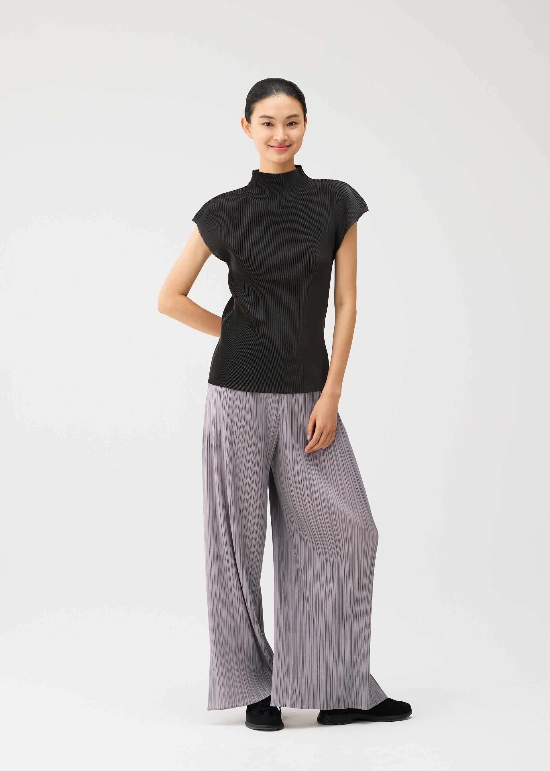 MIST AUGUST – isseymiyake.com