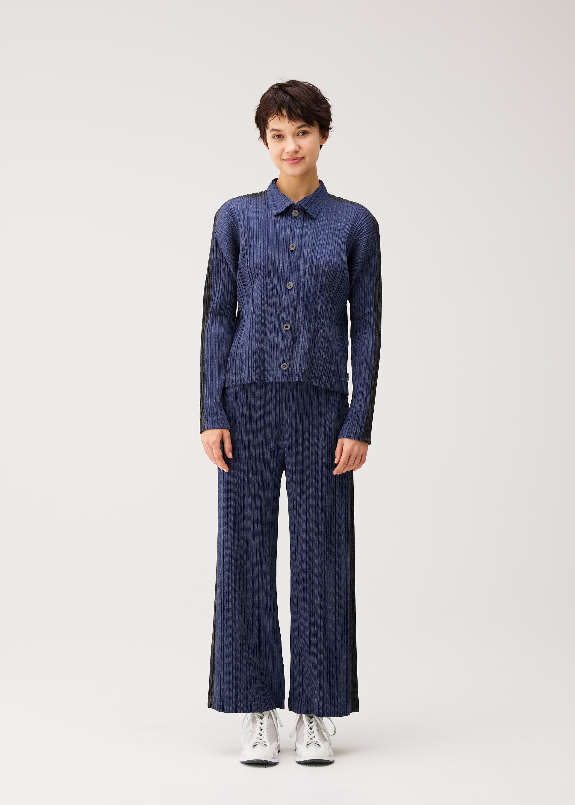 PLEATS PLEASE ISSEY MIYAKE – Page 4 – isseymiyake.com