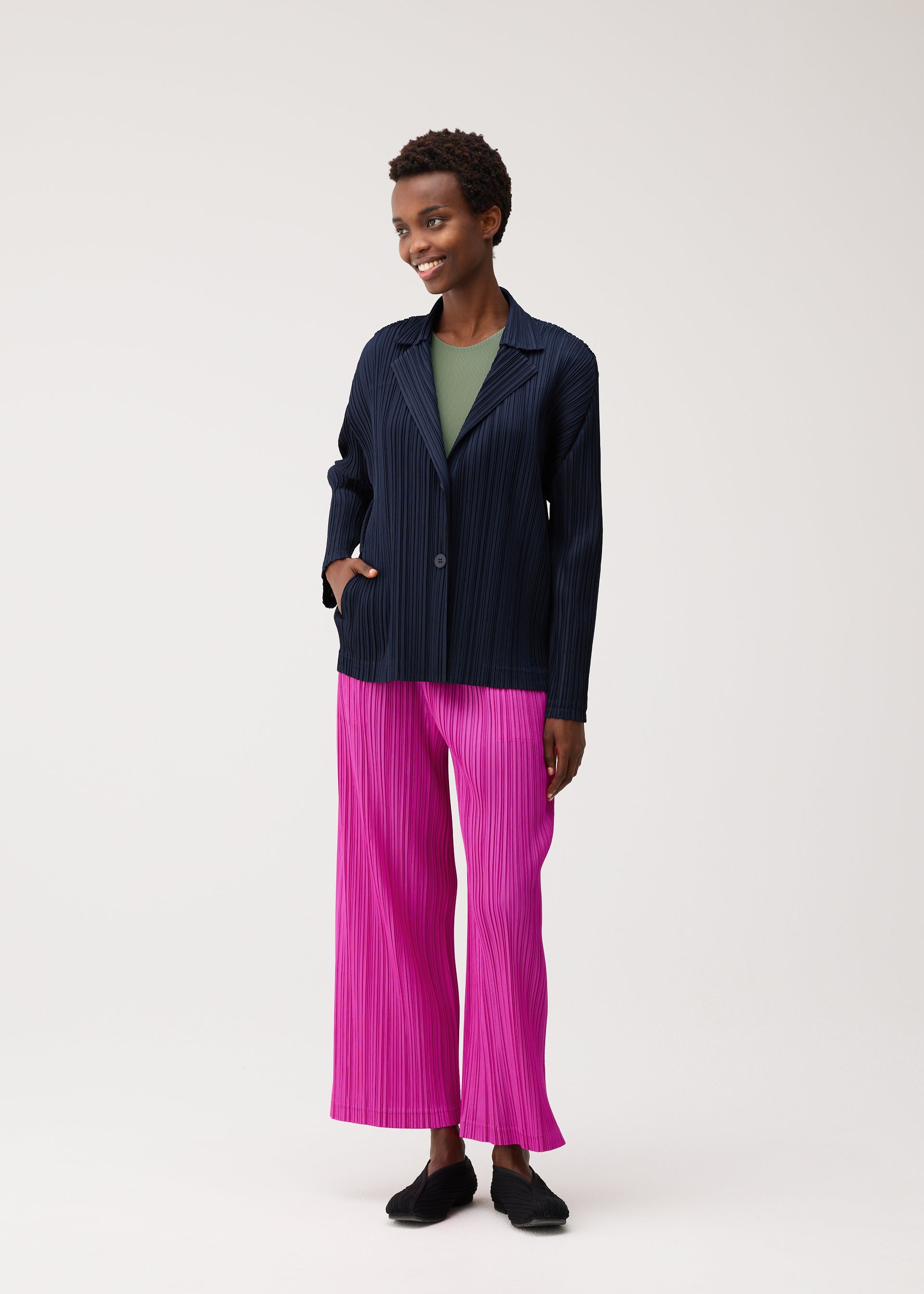 PLEATS JACKET、ウィメンズ_ジャケット&コート_ジャケット＆ブルゾン、着用画像4