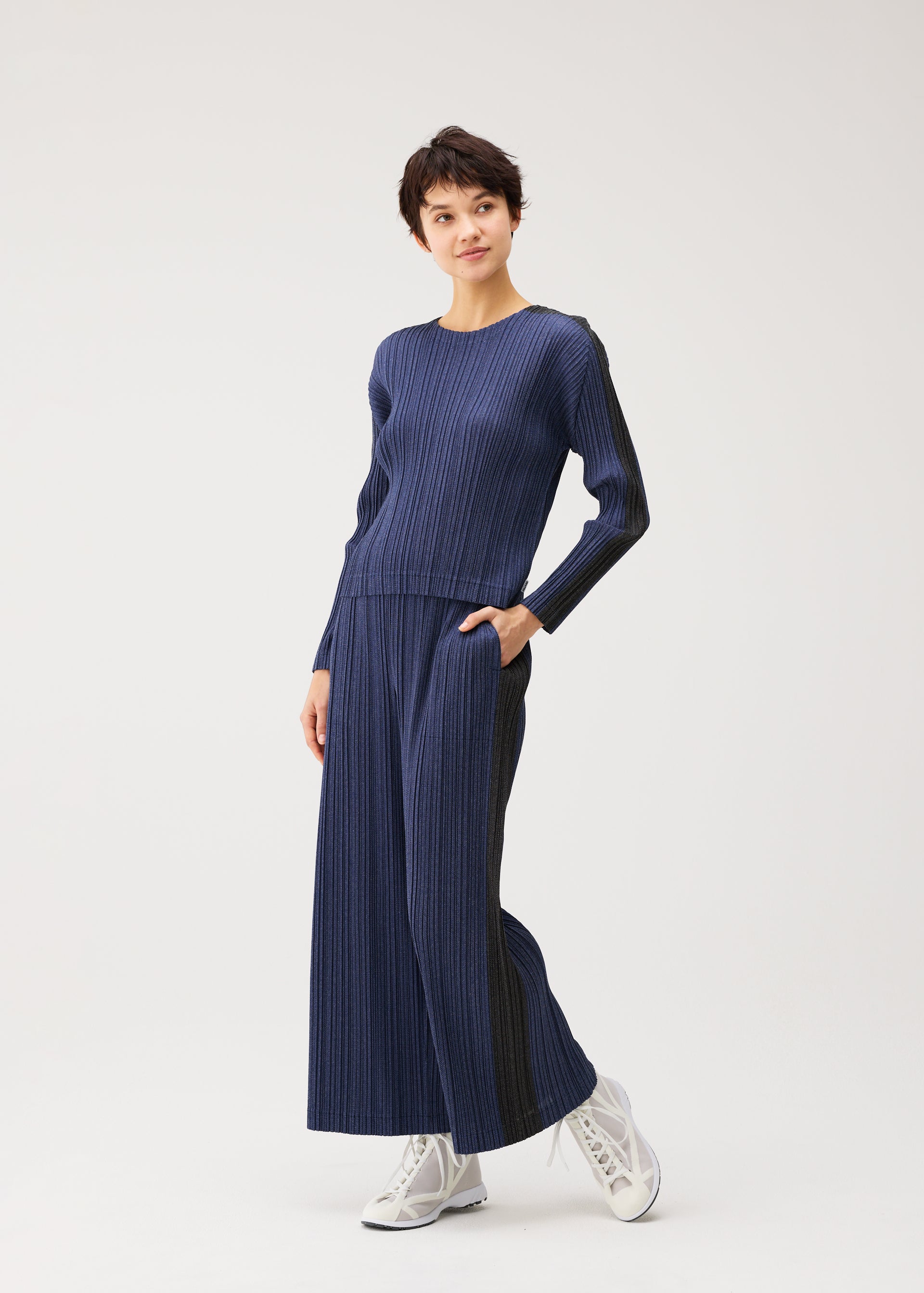 COTTON DENIM – isseymiyake.com