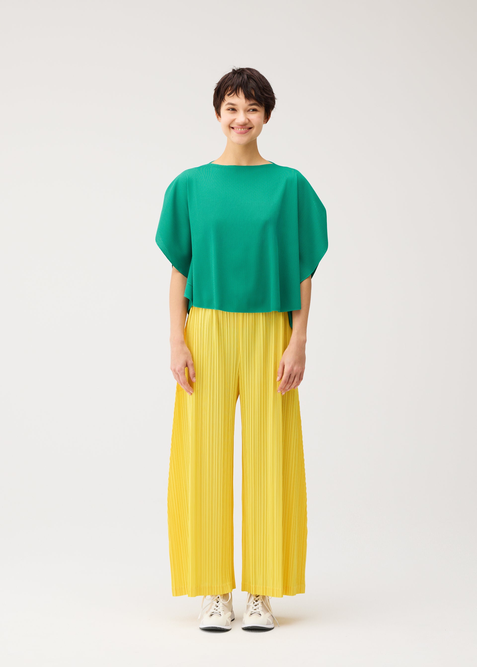 PLEATS PLEASE ISSEY MIYAKE – isseymiyake.com