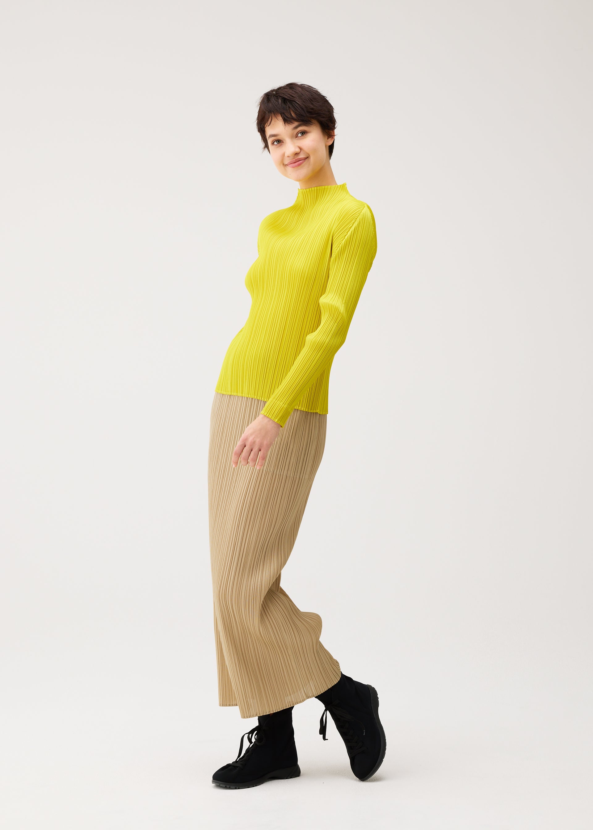 MONTHLY COLORS : OCTOBER – isseymiyake.com MONTHLY COLORS : OCTOBER – isseymiyake.com