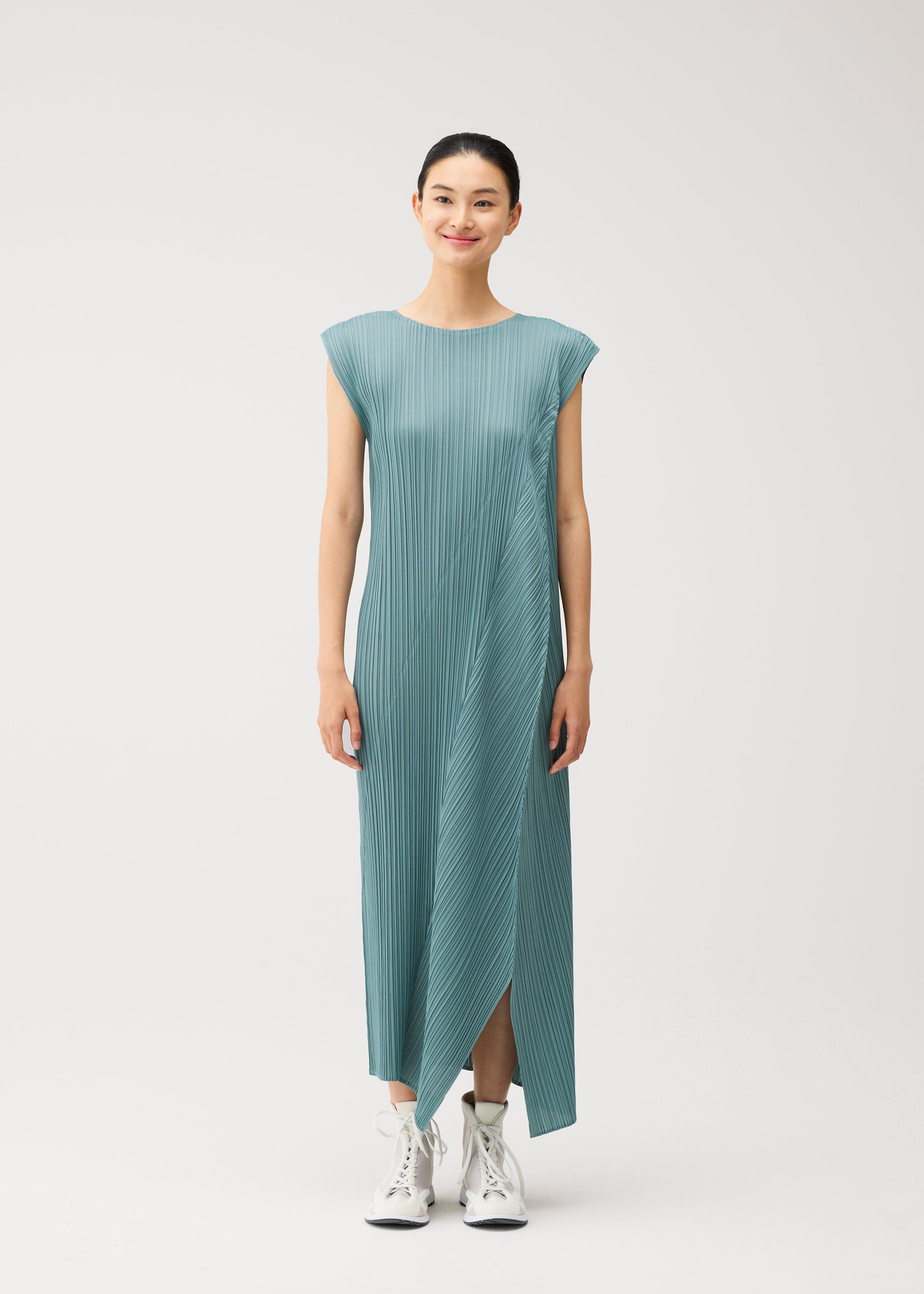 FOLD – isseymiyake.com