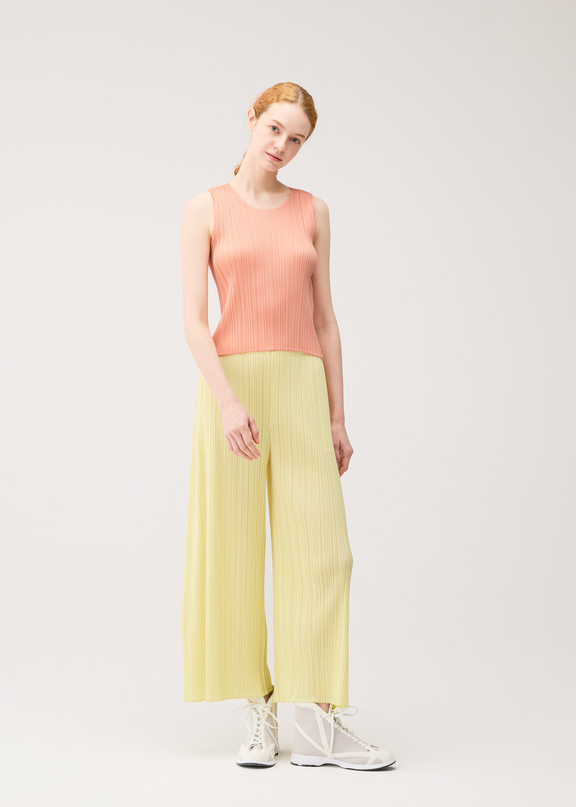 MONTHLY COLORS : JULY – isseymiyake.com