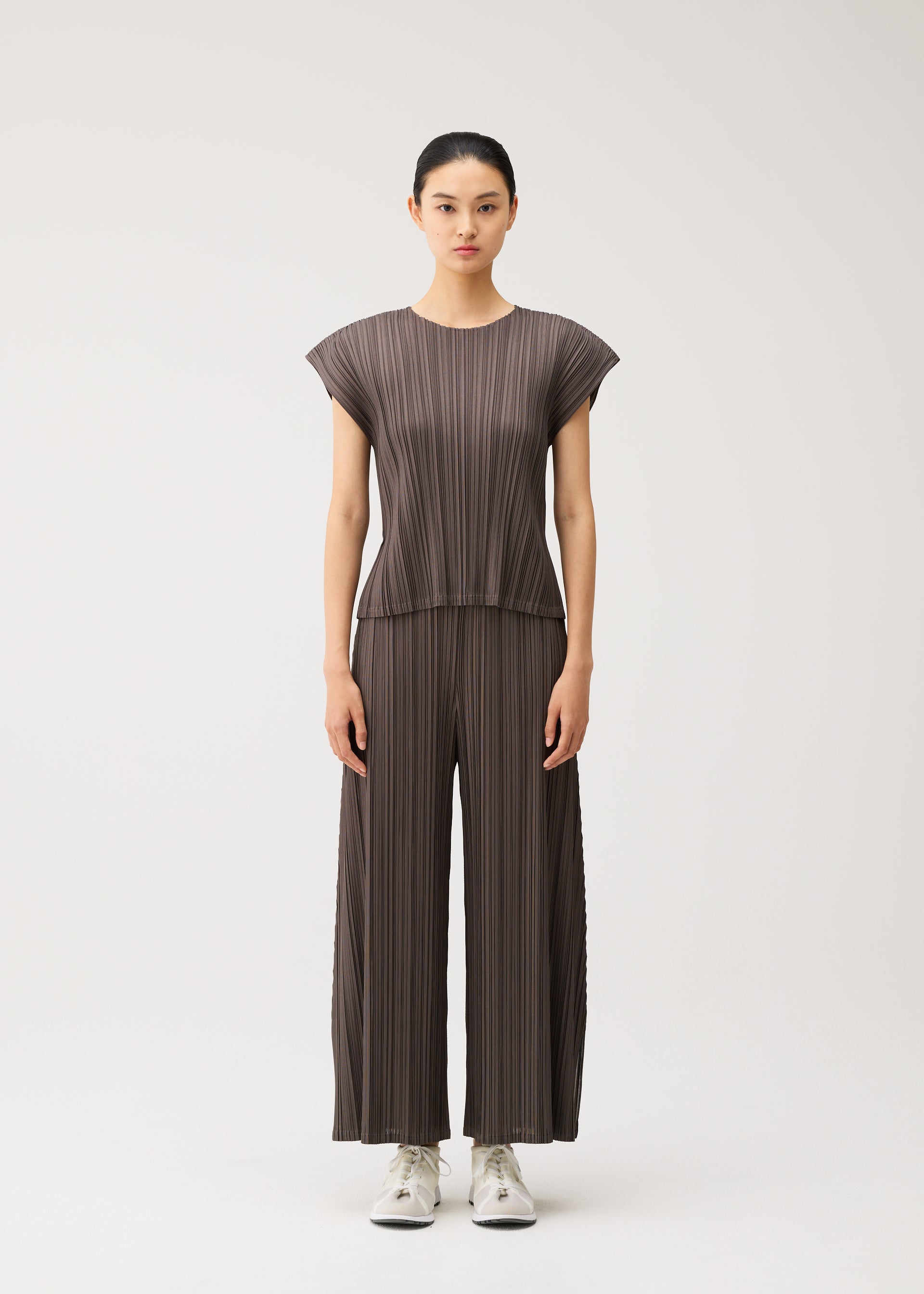 MELLOW PLEATS、ウィメンズ_トップス_トップ、着用画像1