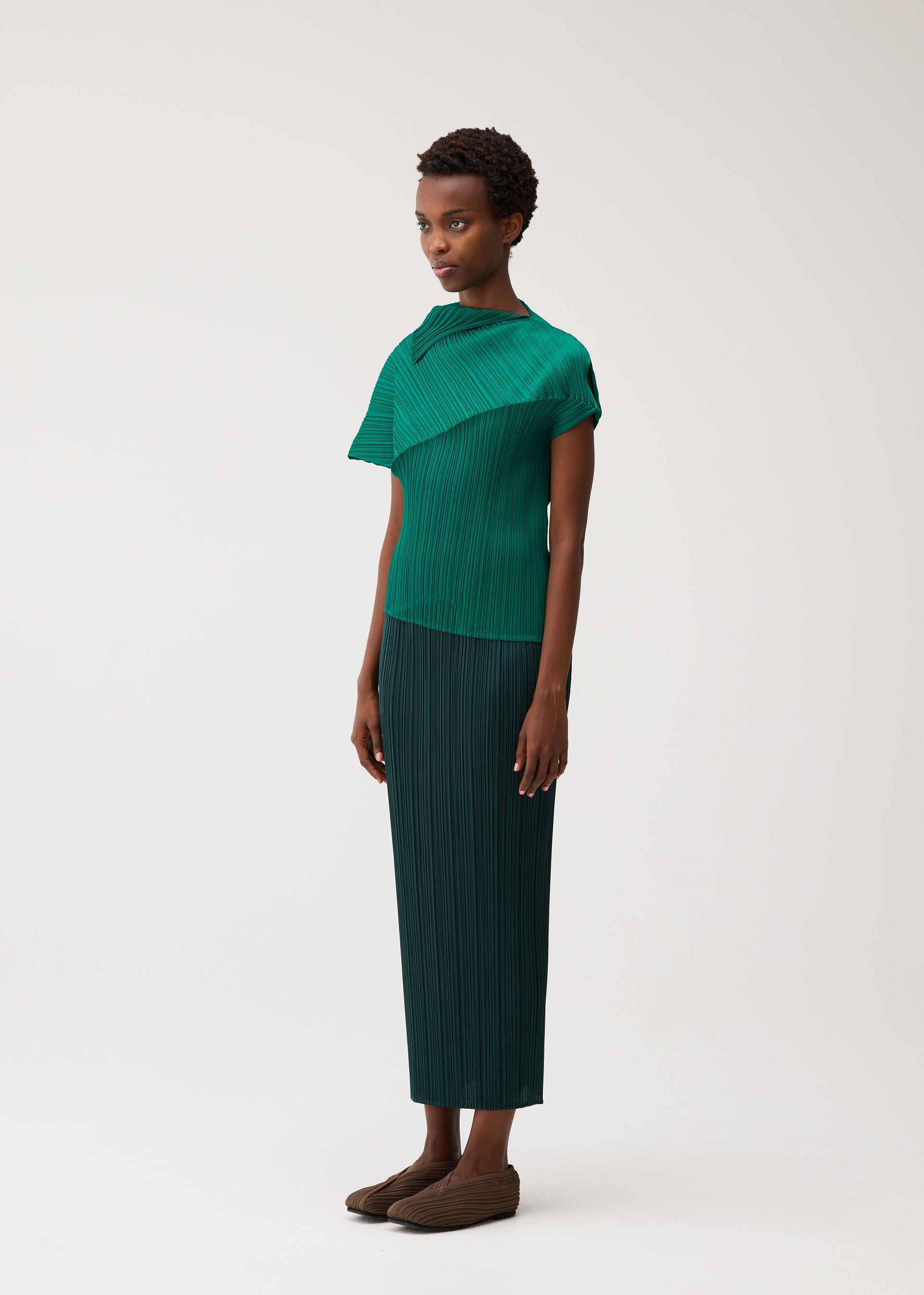 LEAP – isseymiyake.com