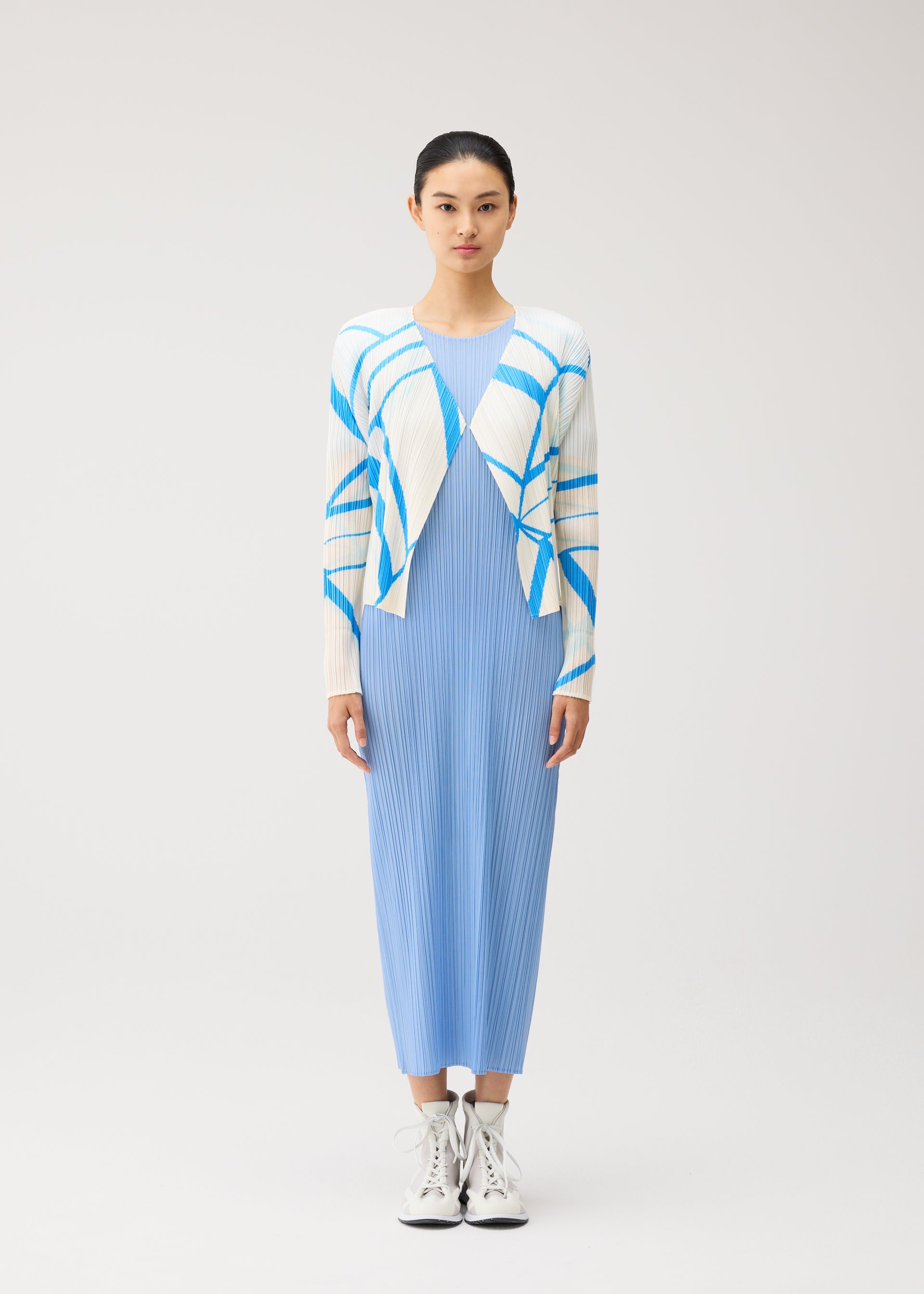 PLEATS PLEASE ISSEY MIYAKE – isseymiyake.com