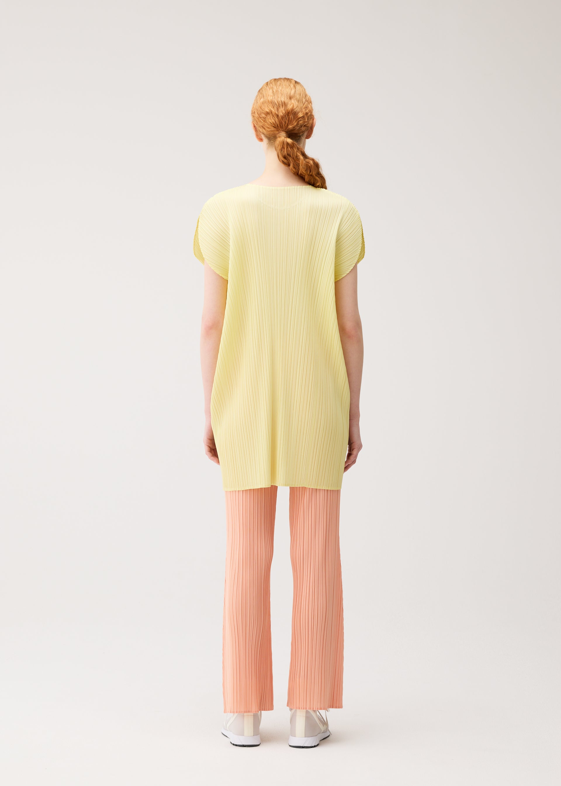 MONTHLY COLORS : JULY – isseymiyake.com