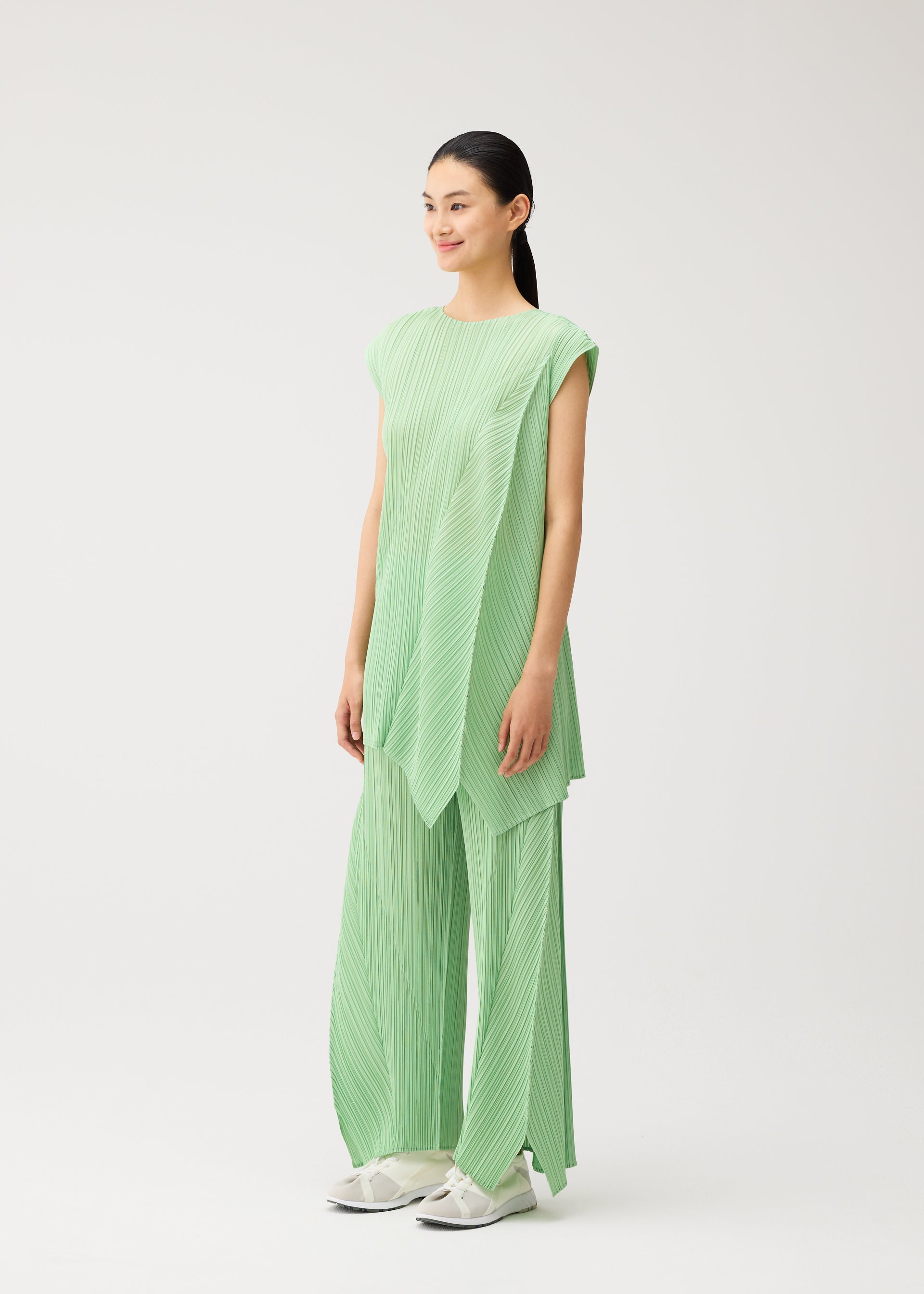 FOLD – isseymiyake.com