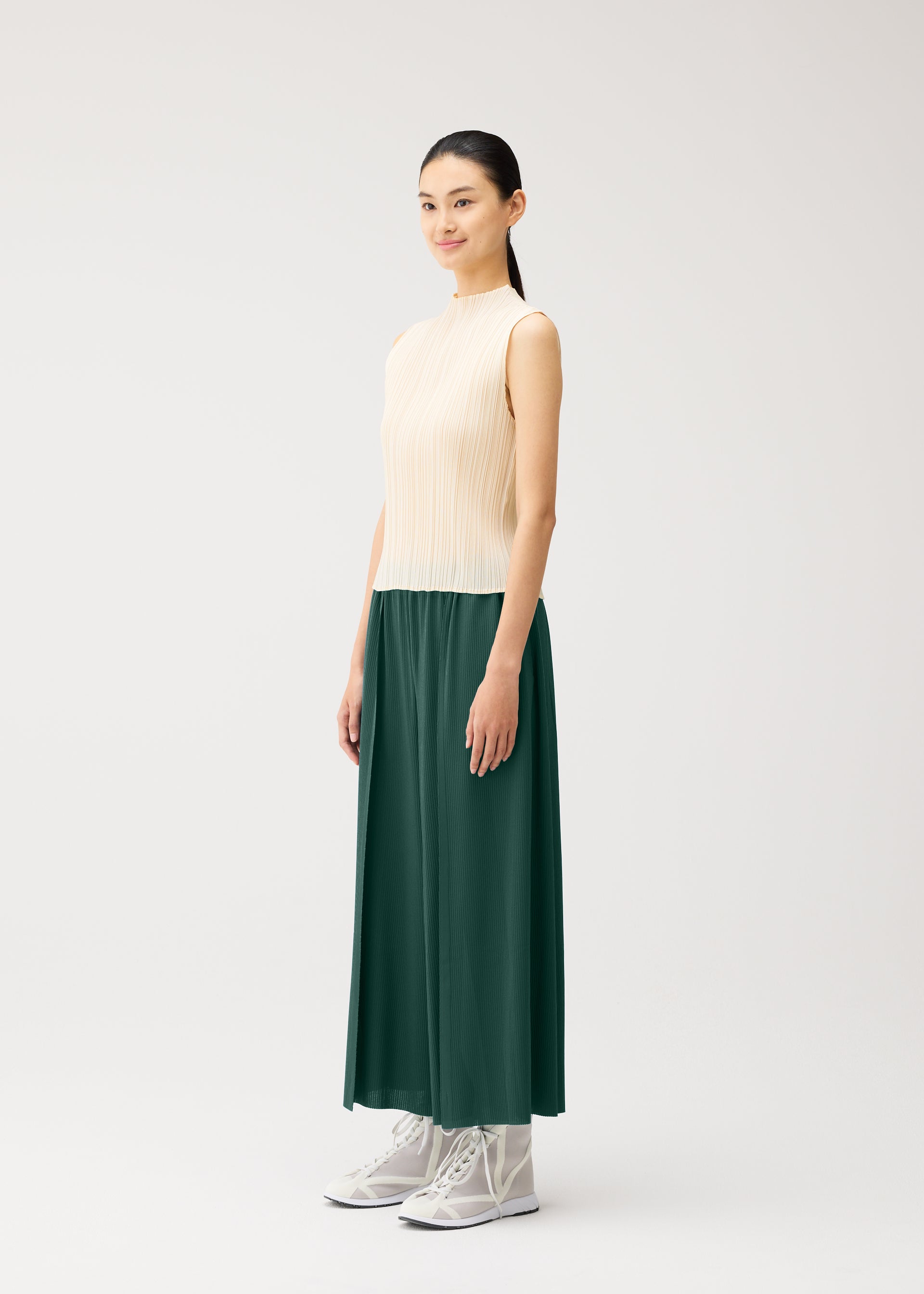 A-POC BOTTOMS、ウィメンズ_パンツ、着用画像2