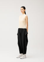A-POC BOTTOMS、ウィメンズ_パンツ、着用画像2