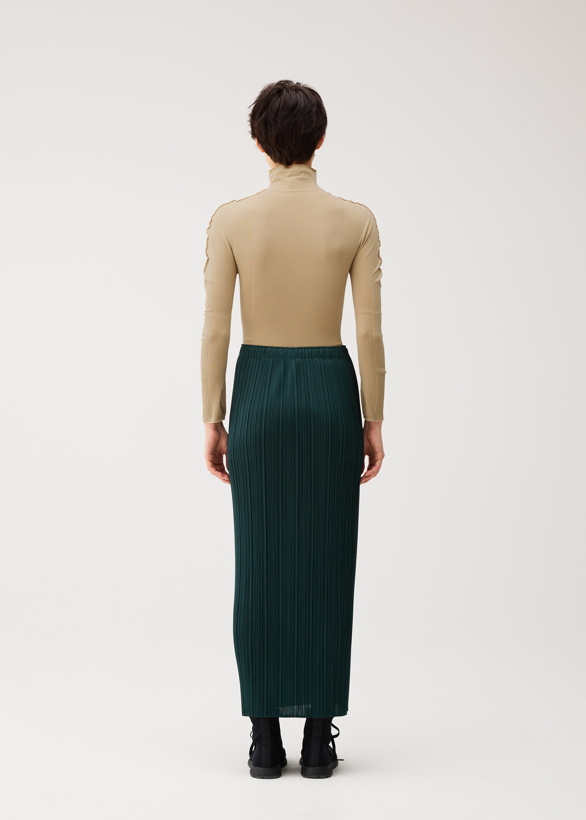 新品未使用　５月新作　A-POC ISSEY MIYAKE スカート A-POC SKIN – isseymiyake.com